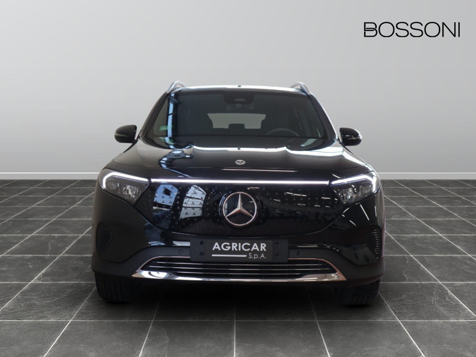 2 - Mercedes EQB 250+ progressive advanced