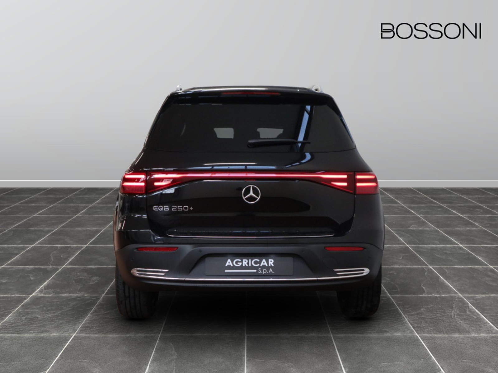 6 - Mercedes EQB 250+ progressive advanced