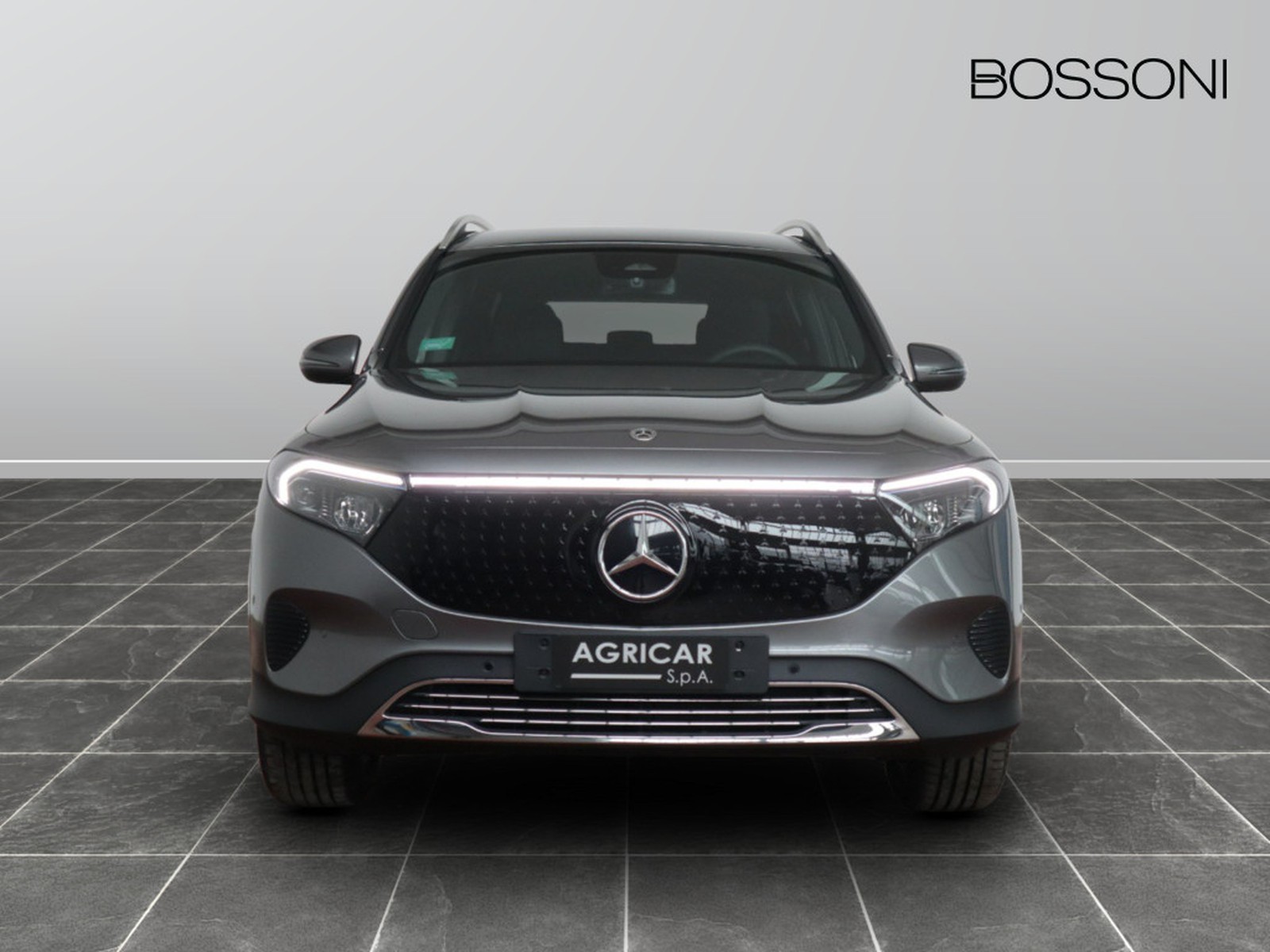 2 - Mercedes EQB 250+ progressive advanced