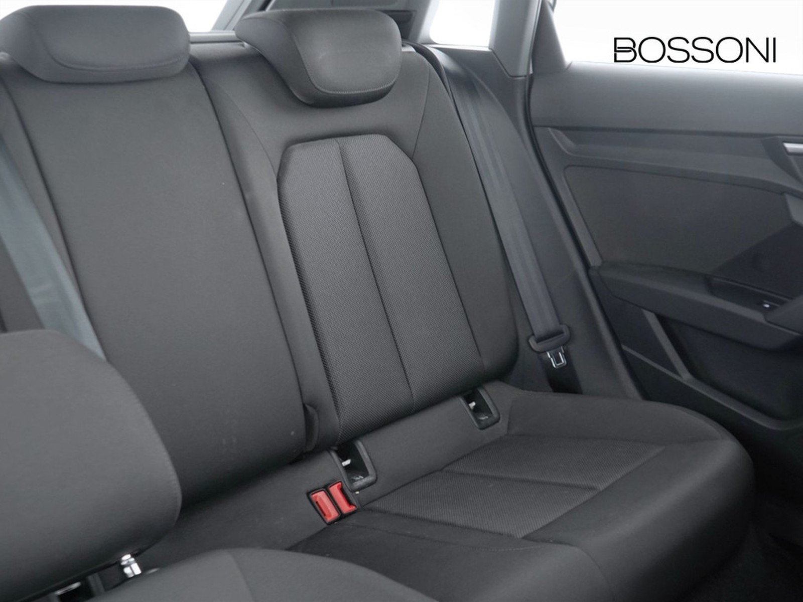 21 - Audi A3 sportback 40 1.4 tfsi e business advanced s tronic