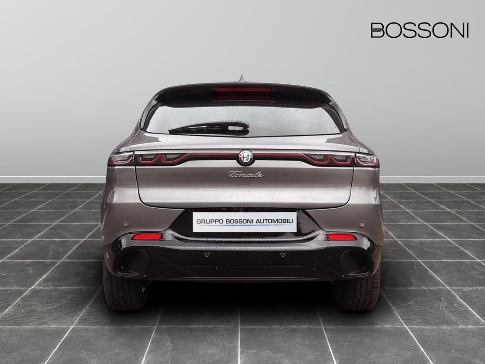 5 - Alfa Romeo Tonale 1.5 hybrid 160cv veloce tct7