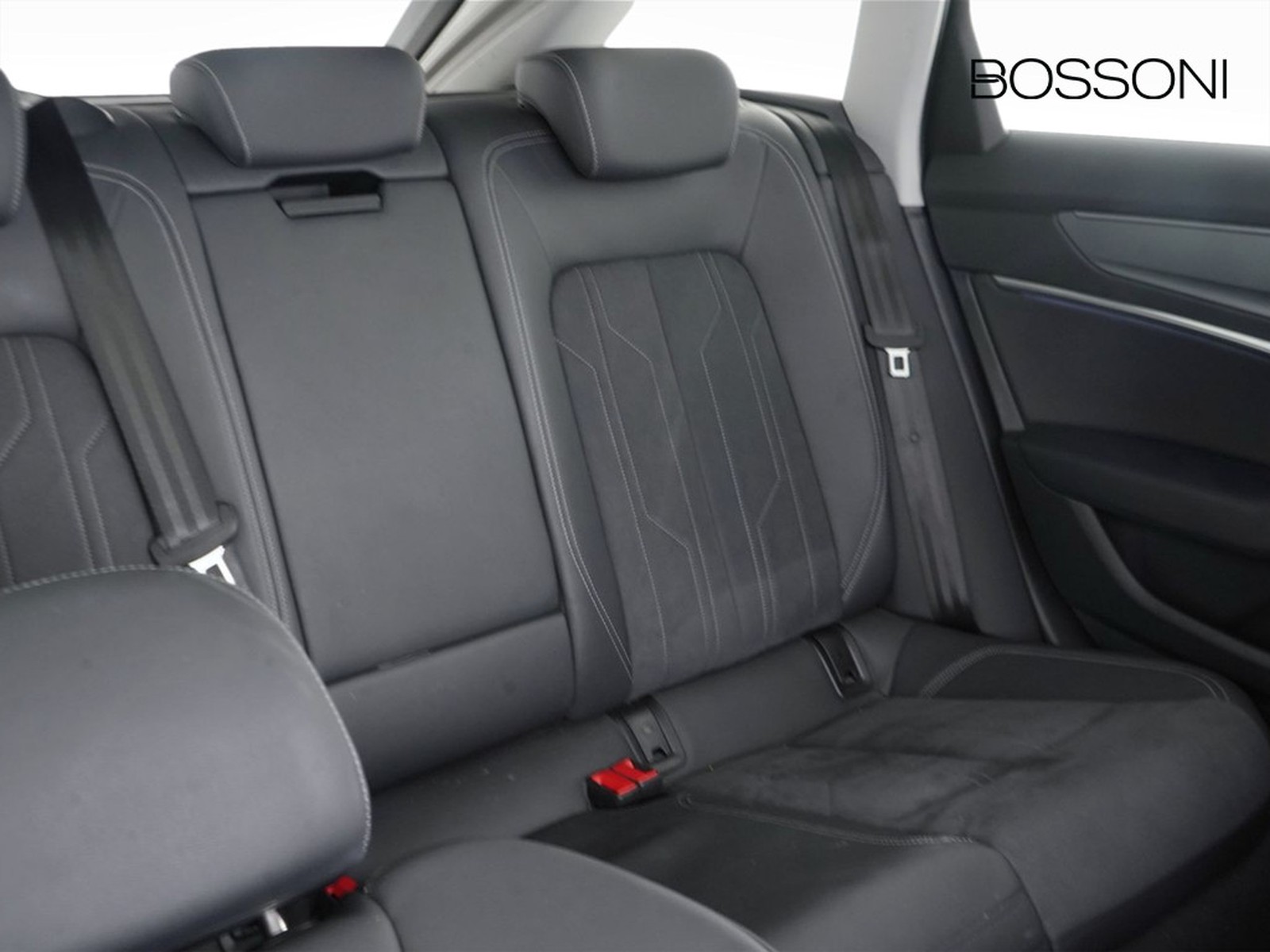 23 - Audi A6 allroad allroad 40 2.0 tdi mhev 12v 204cv business advanced quattro ultra s tronic