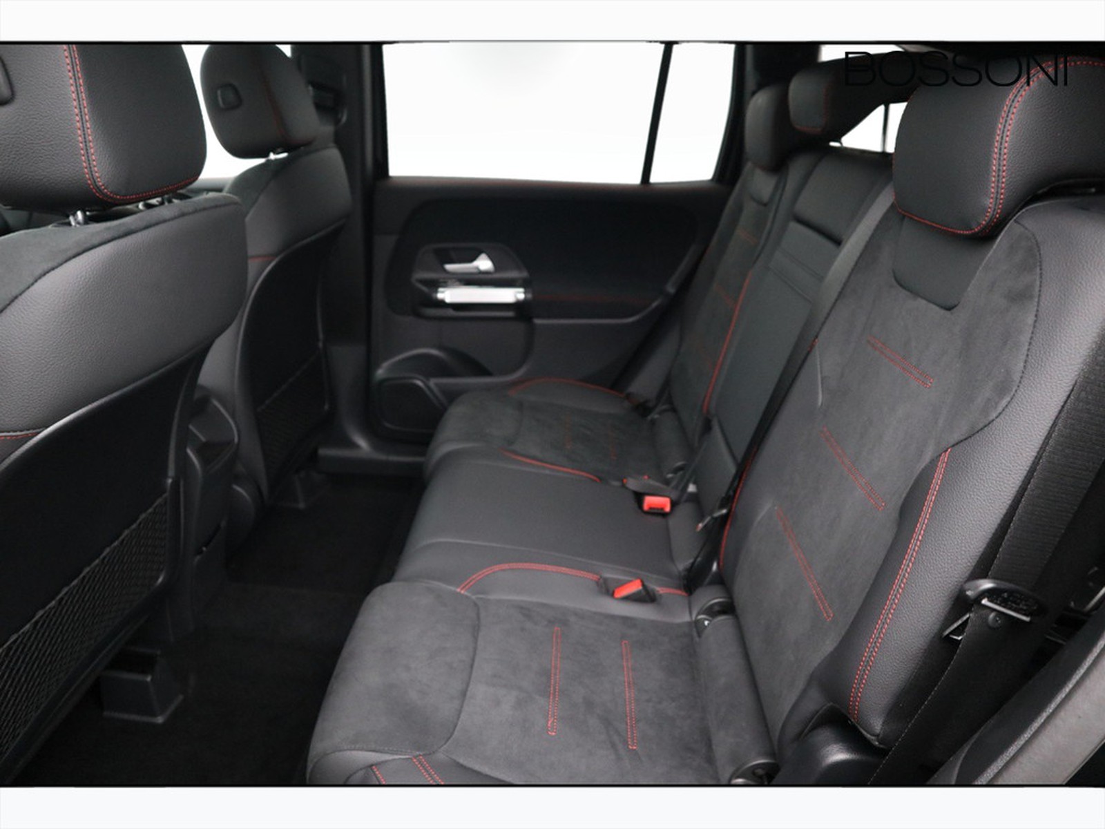 8 - Mercedes GLB 200 d amg line advanced plus 4matic 8g-dct 7p.ti