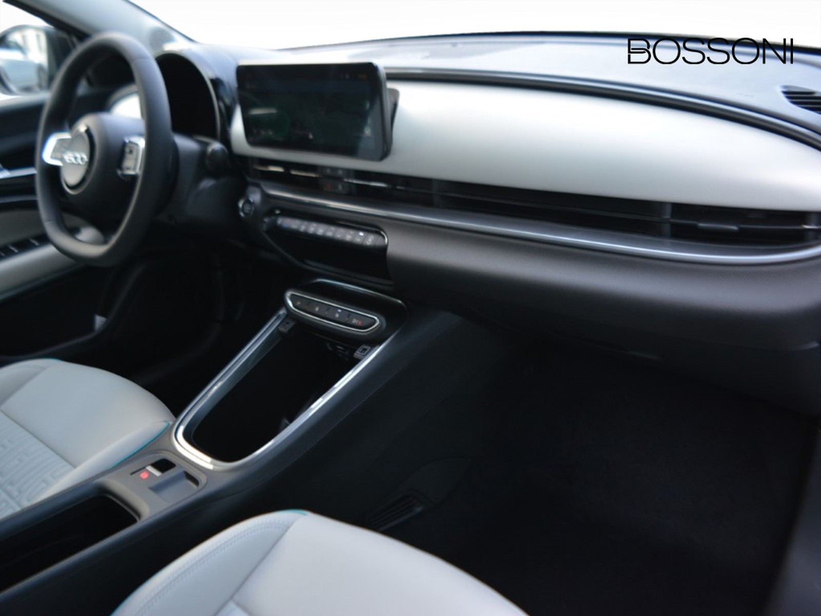 8 - Fiat 600 1.2 hybrid 110cv la prima ii edct