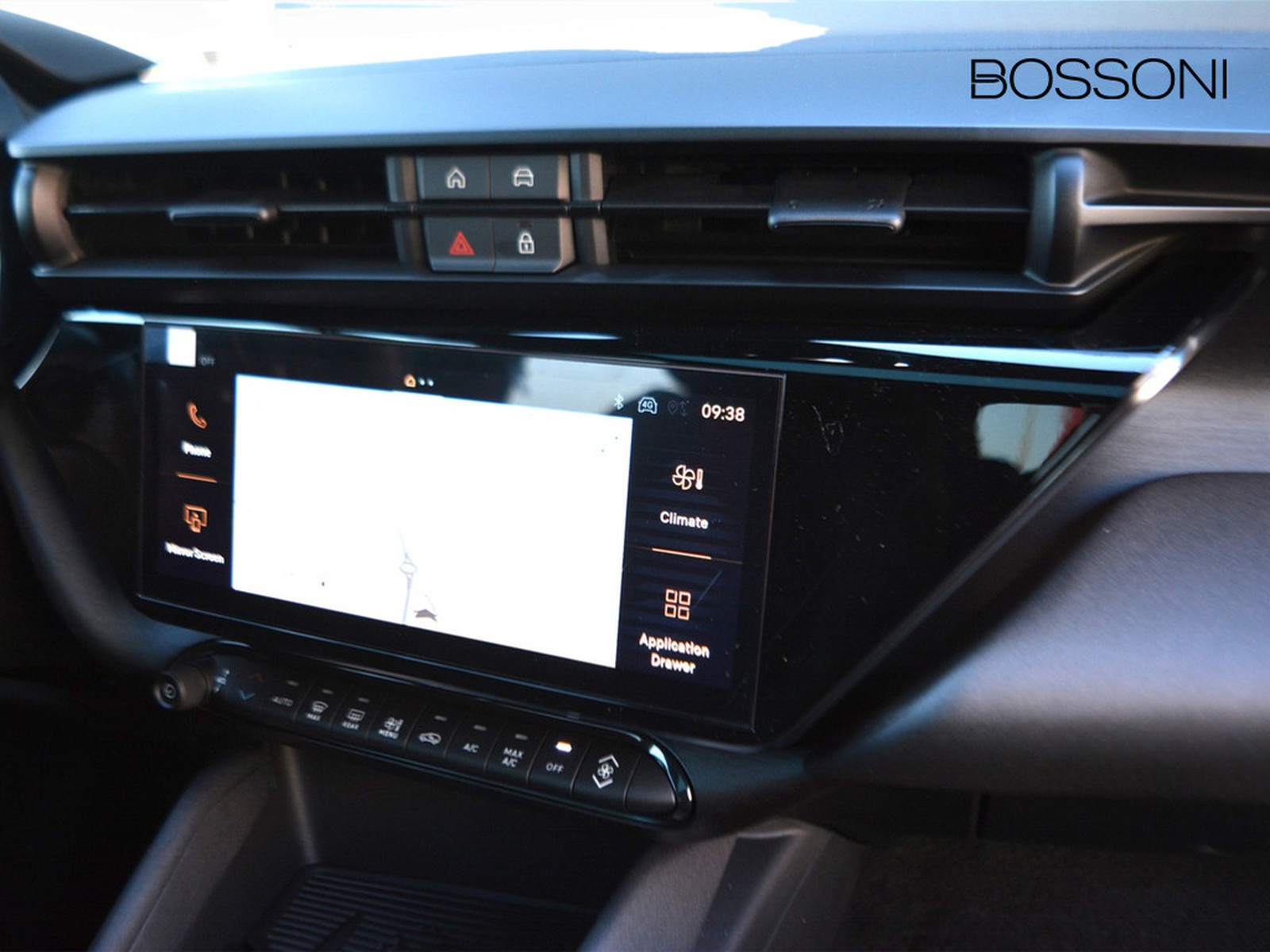 10 - Alfa Romeo Junior 1.2 hybrid 145cv ibrida q4 edct6