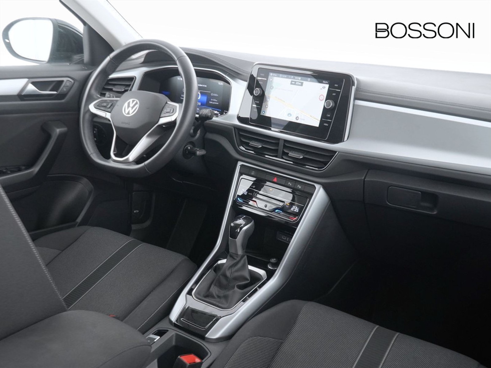 6 - Volkswagen T-Roc 2.0 tdi scr 150cv life dsg