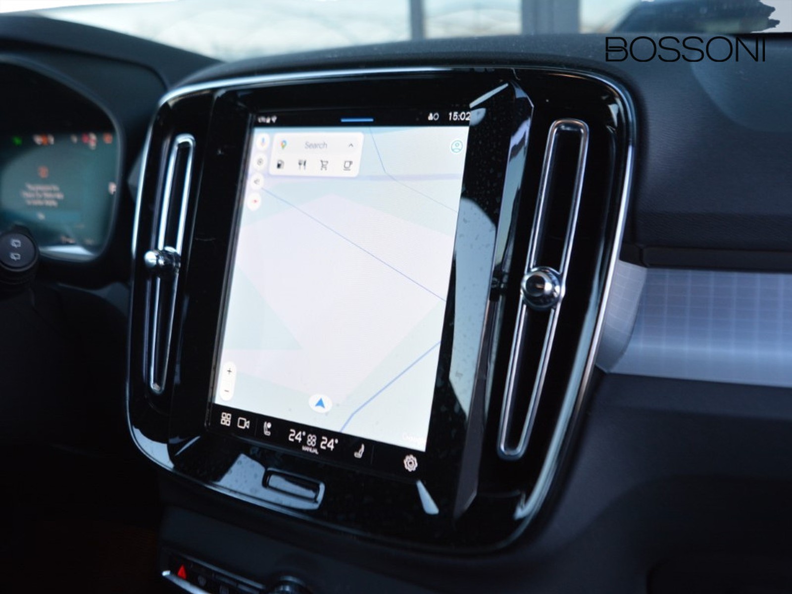 12 - Volvo XC40 2.0 b3 core automatico