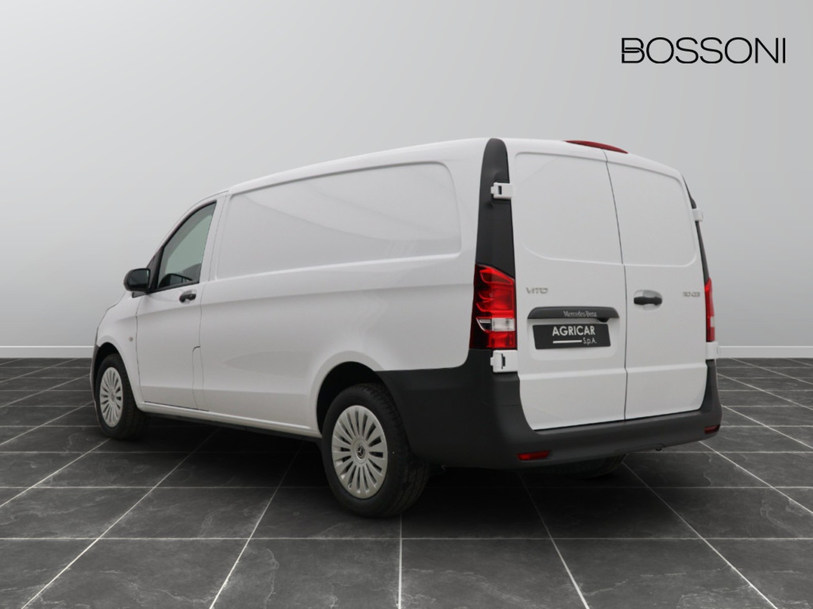 5 - Mercedes Vans Vito furgone 110 cdi long pro