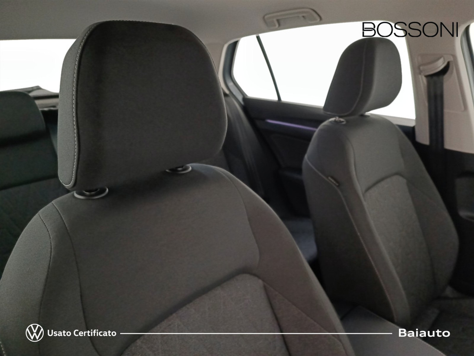 22 - Volkswagen Golf 2.0 tdi scr 115cv life