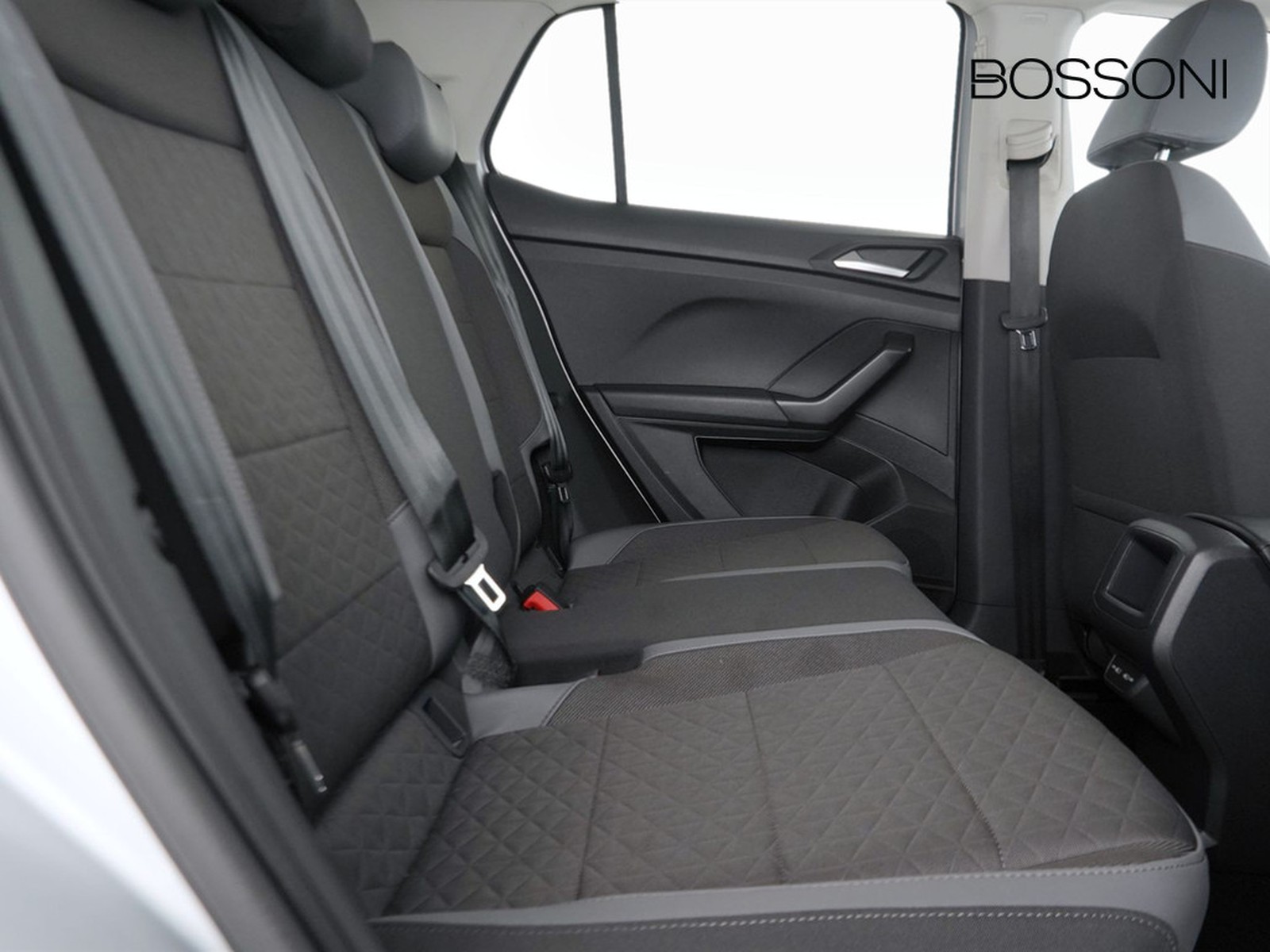 9 - Volkswagen T-Cross 1.5 tsi 150cv advanced dsg