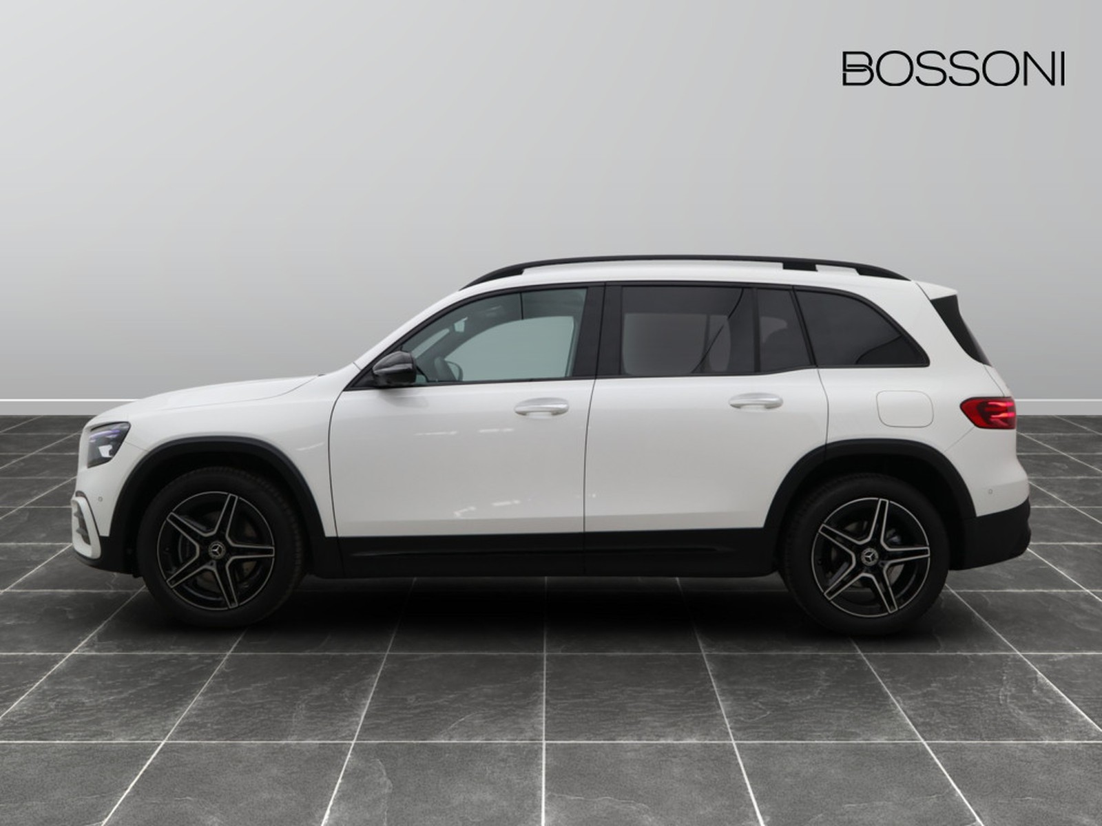 3 - Mercedes GLB 200 d amg line premium 4matic 8g-dct