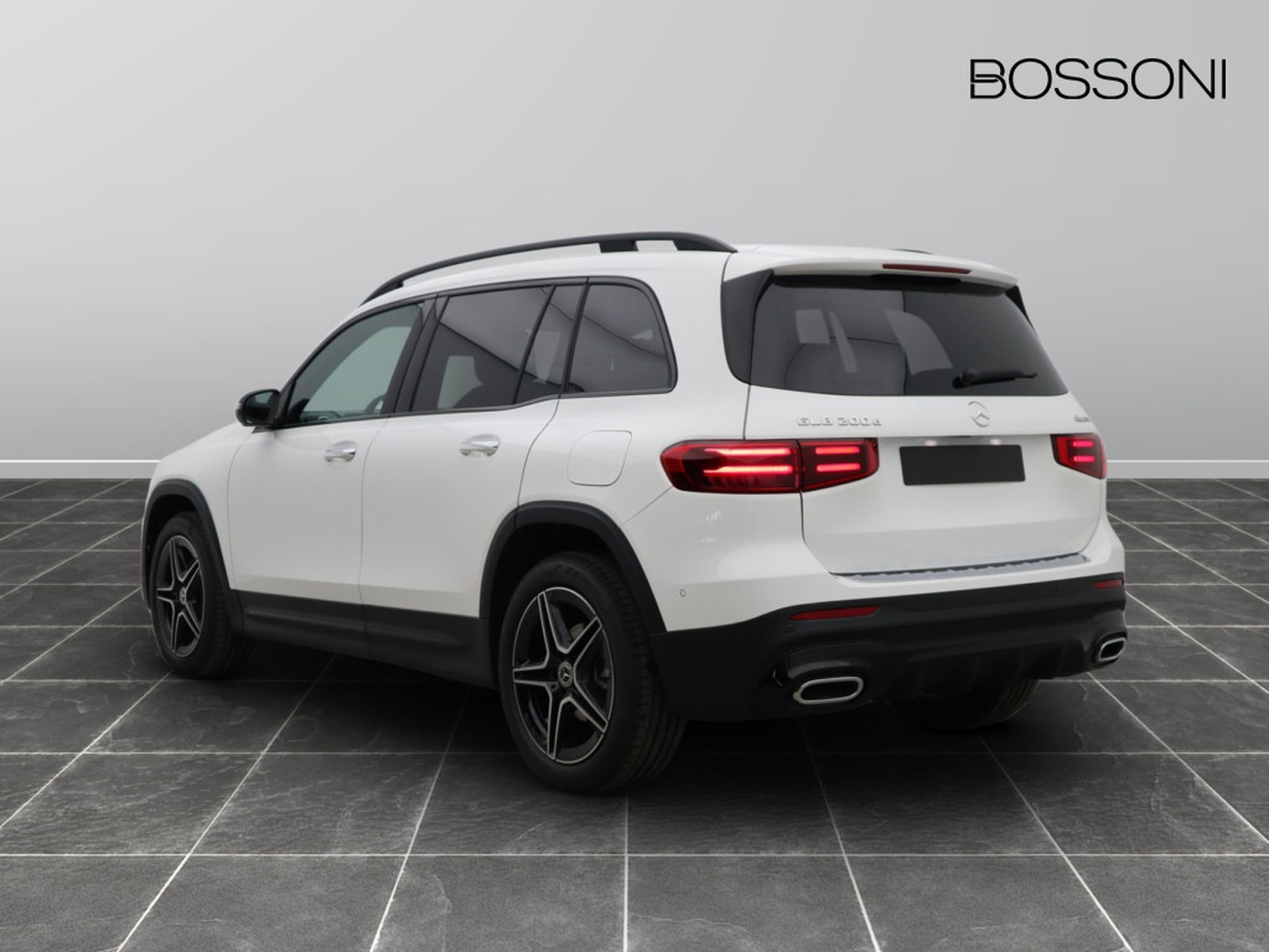 5 - Mercedes GLB 200 d amg line premium 4matic 8g-dct