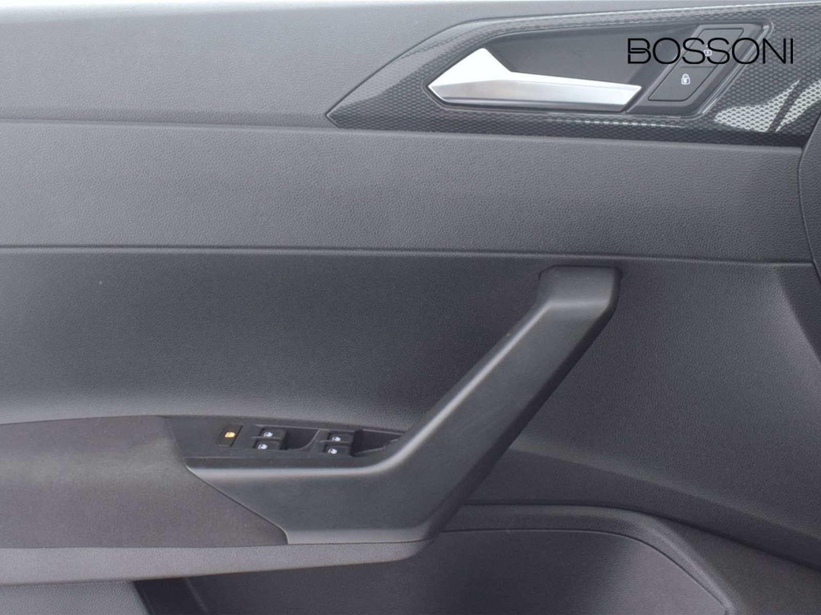 17 - Volkswagen Polo 1.0 tsi 95cv life dsg