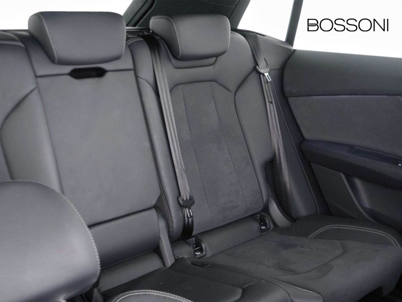 23 - Audi Q8 3.0 v6 tdi mhev 286cv s line edition quattro