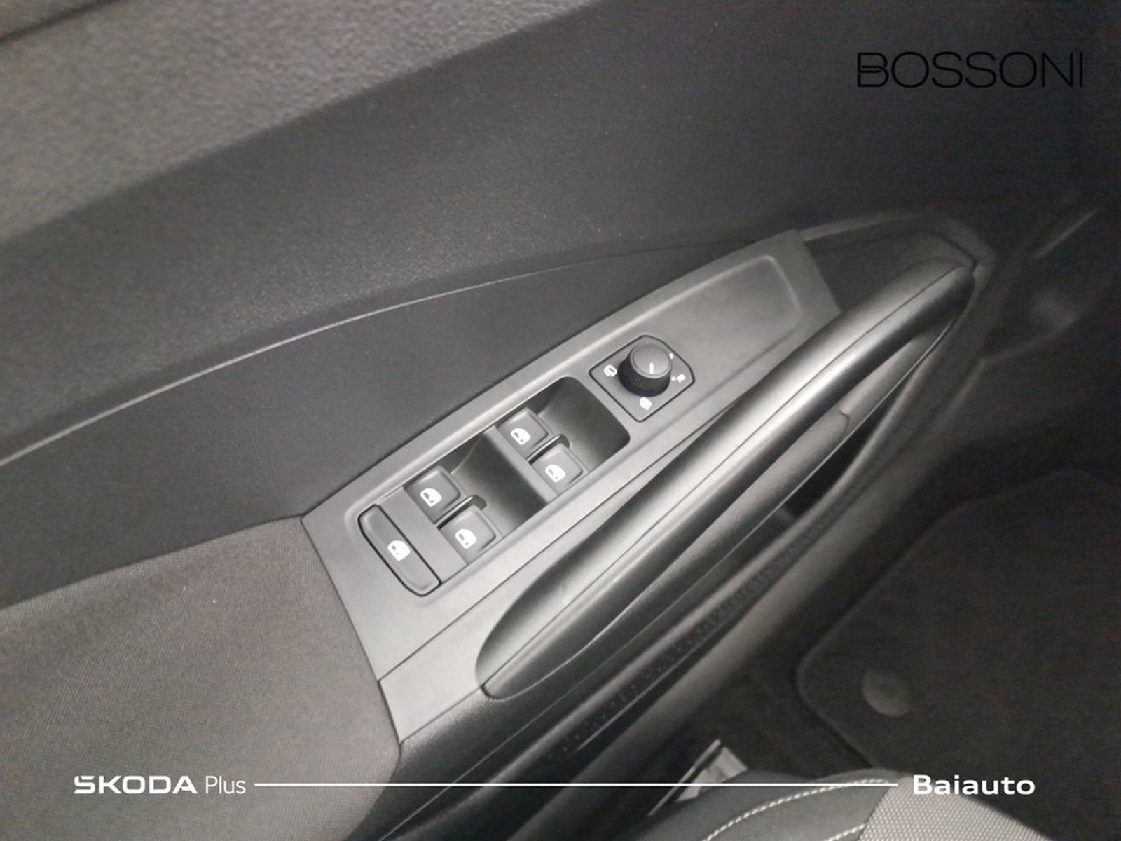 20 - Skoda Fabia 1.0 mpi 80cv selection