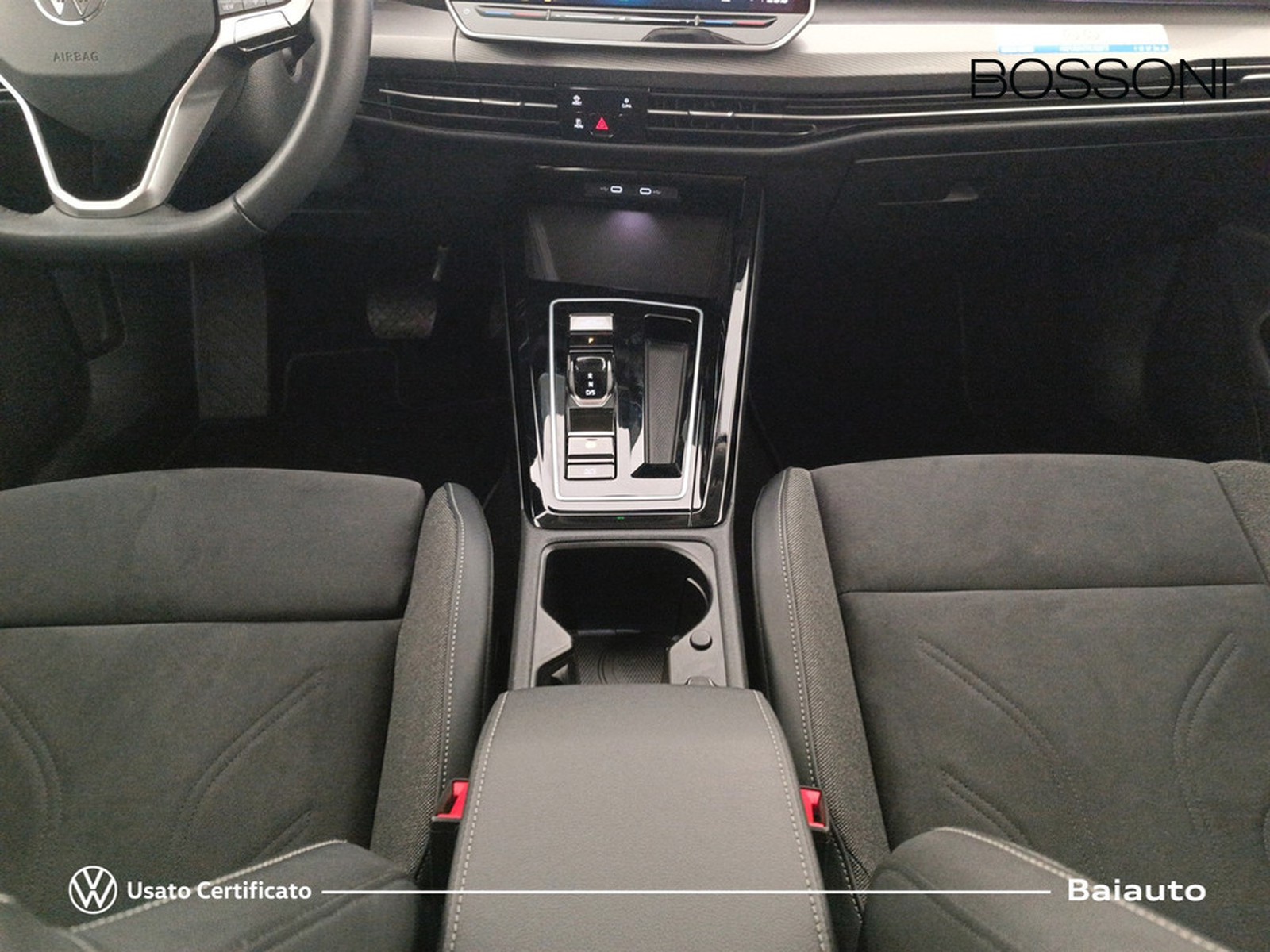 14 - Volkswagen Golf 2.0 tdi scr 115cv life