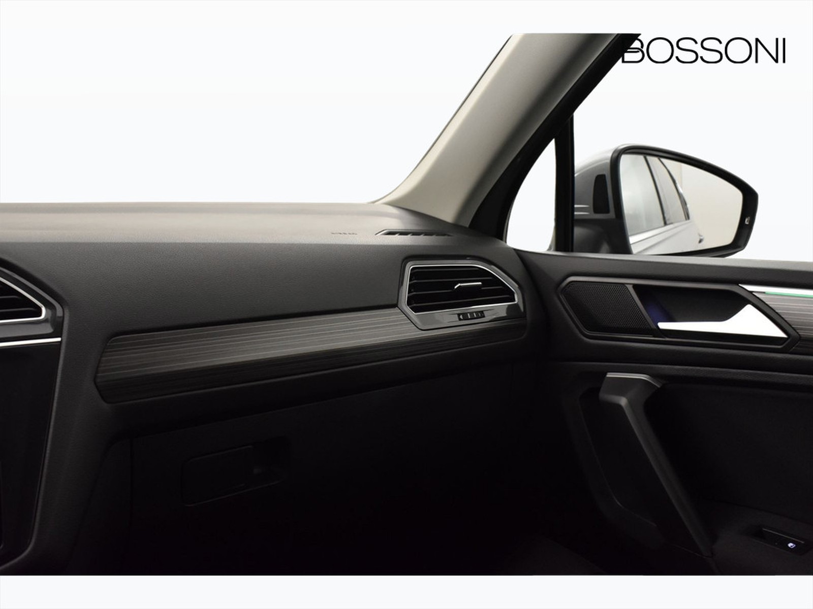 26 - Volkswagen Tiguan allspace 2.0 tdi scr 150cv life dsg 7p.ti