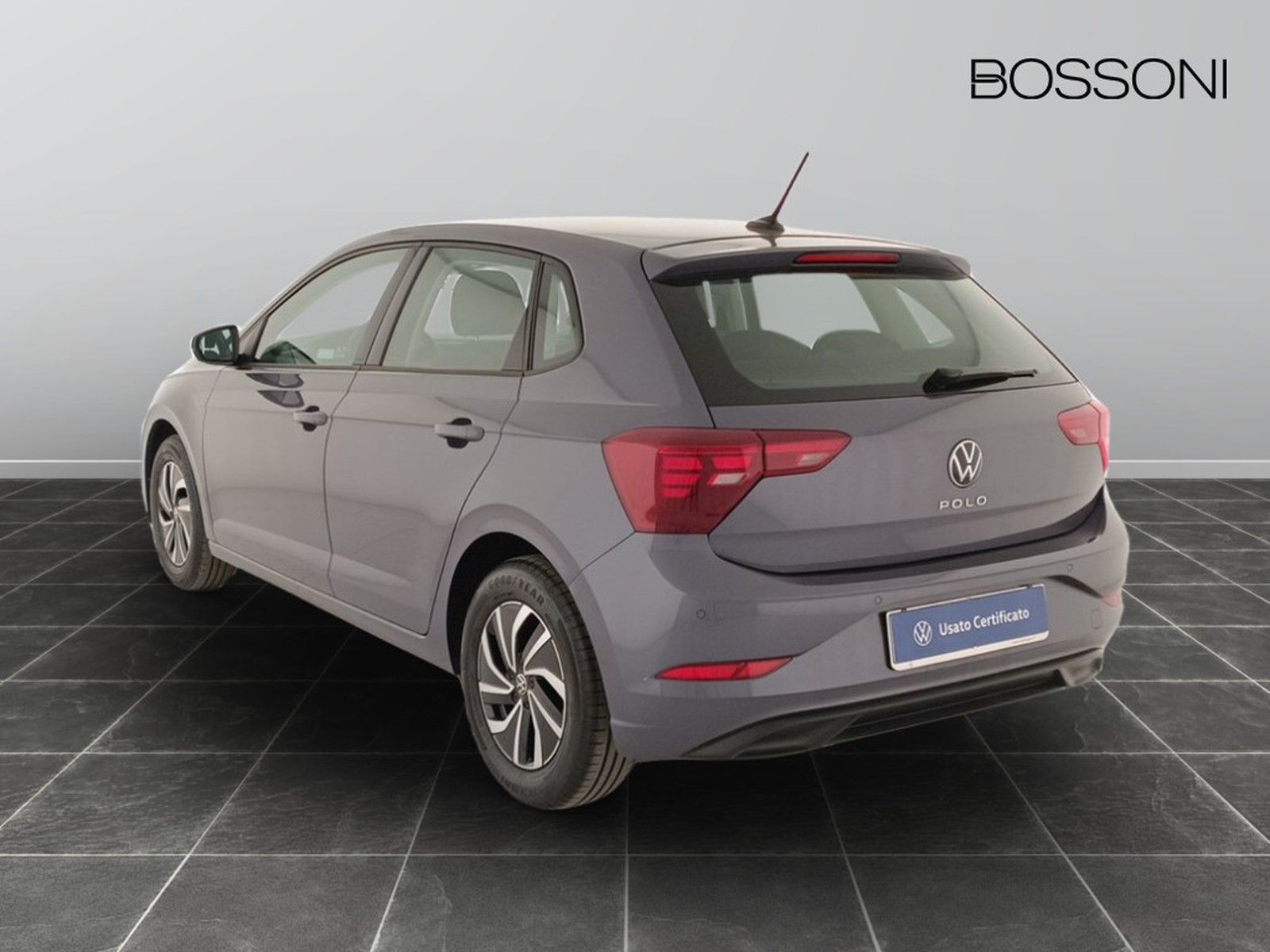 4 - Volkswagen Polo 1.0 tsi 95cv life dsg
