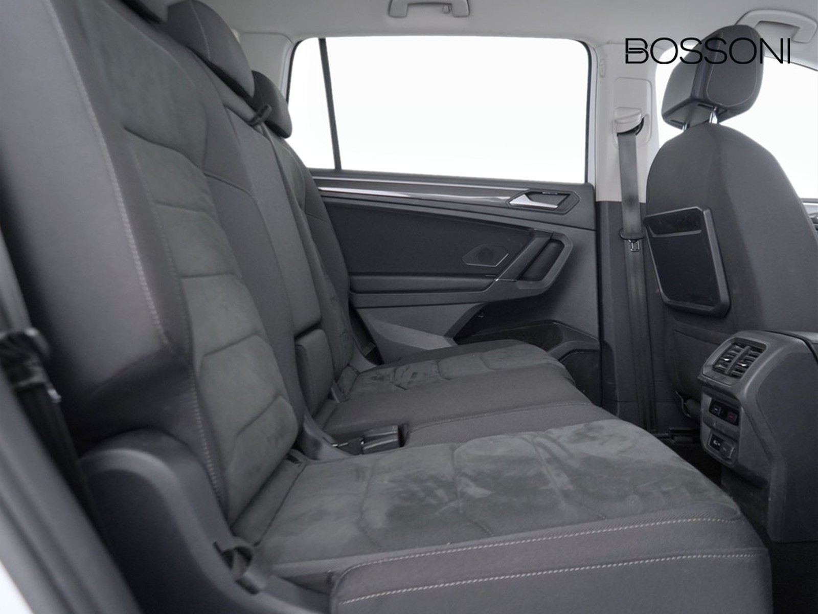 9 - Volkswagen Tiguan allspace 2.0 tdi scr 150cv advanced dsg 7p.ti