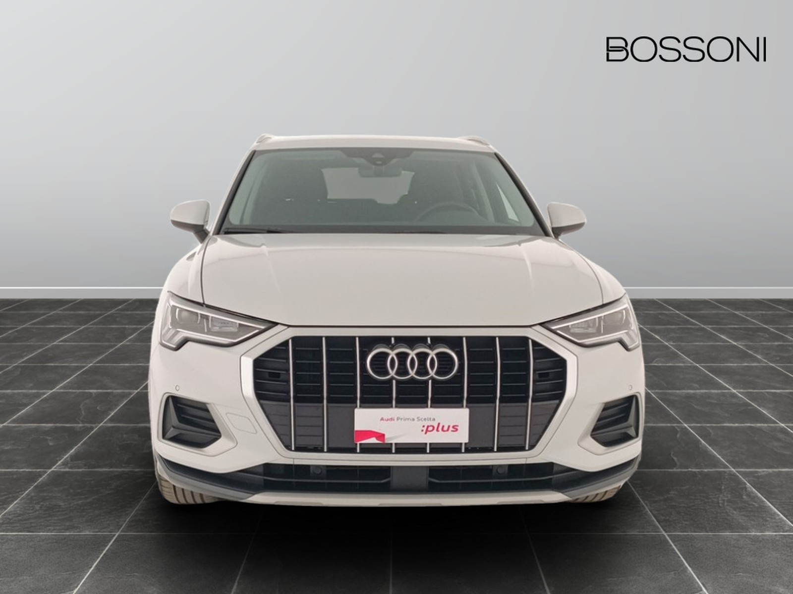 2 - Audi Q3 35 2.0 tdi business advanced s tronic