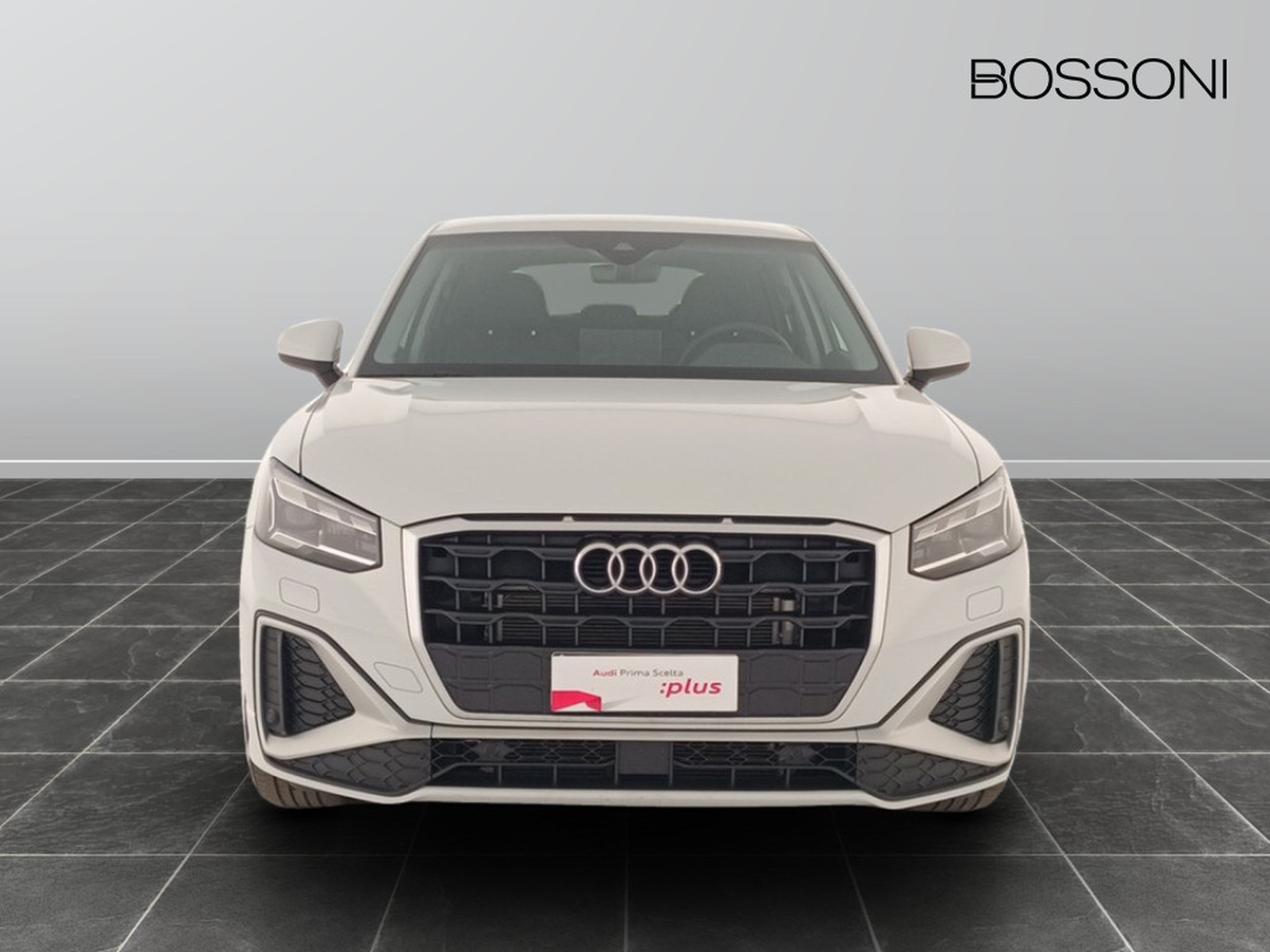 2 - Audi Q2 35 1.5 tfsi s line edition s tronic