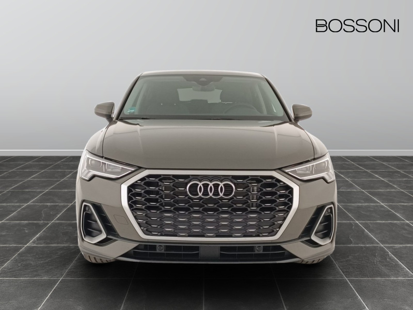 2 - Audi Q3 sportback 35 1.5 tfsi evo2 s line edition s tronic