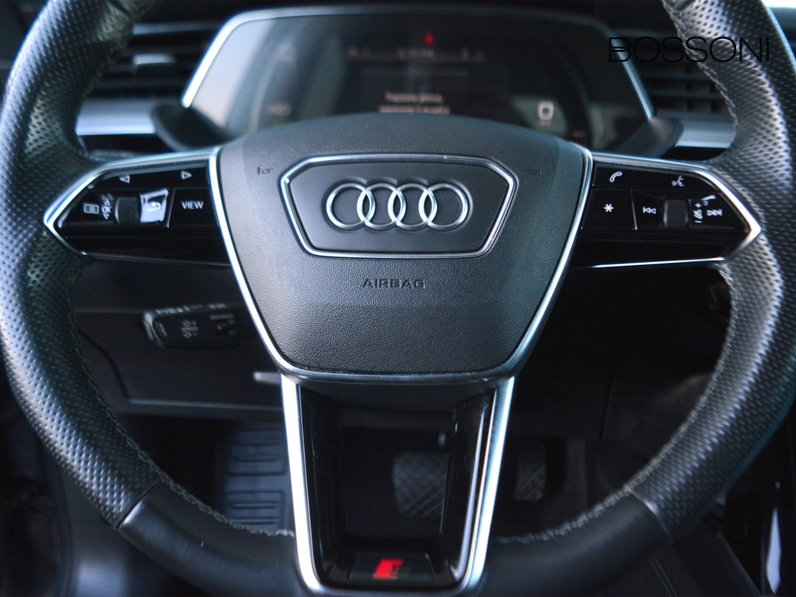 18 - Audi e-tron sportback 55 business fast quattro cvt