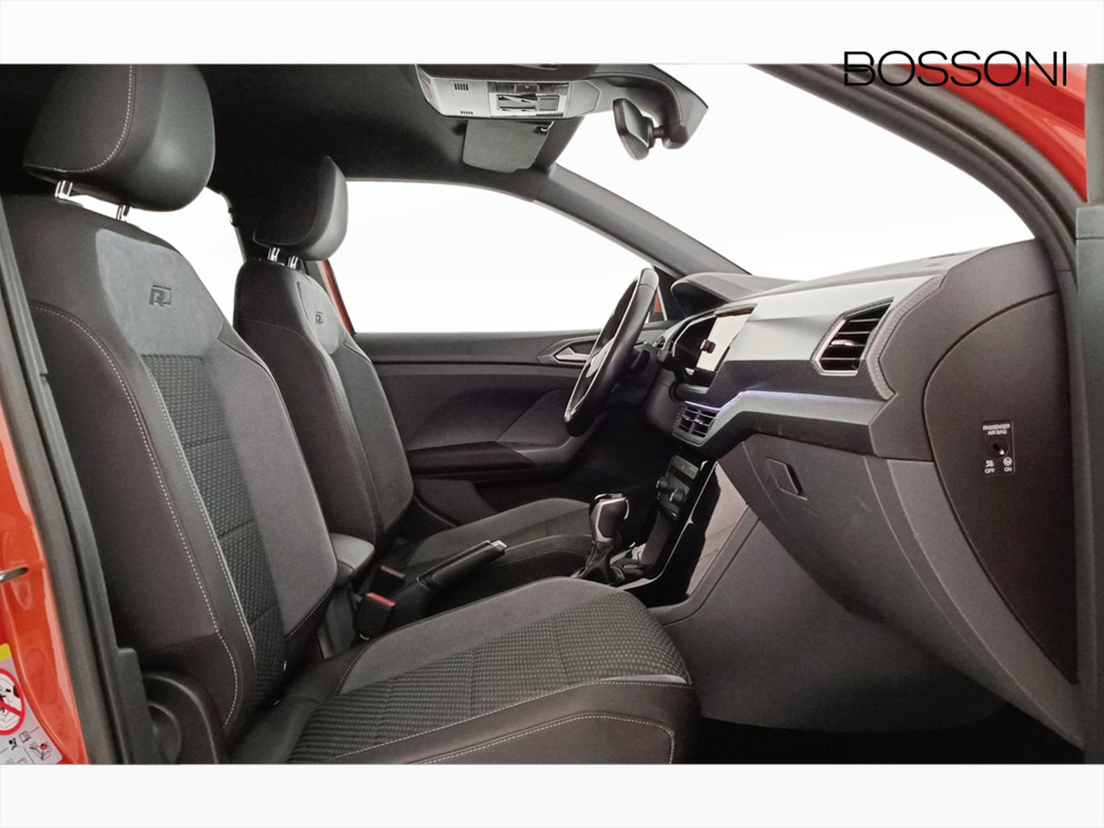 8 - Volkswagen T-Cross 1.0 tsi 110cv advanced dsg