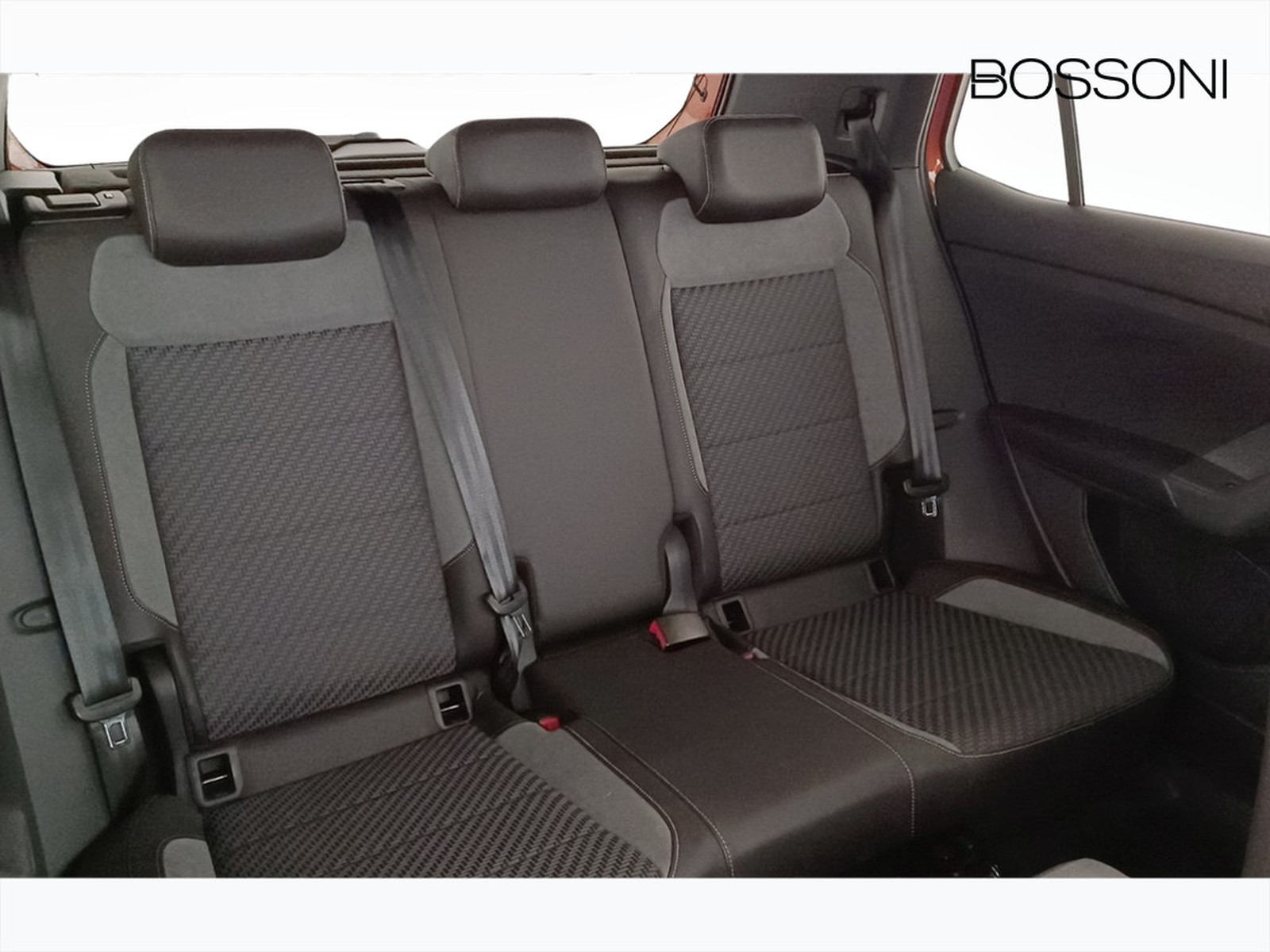 33 - Volkswagen T-Cross 1.0 tsi 110cv advanced dsg