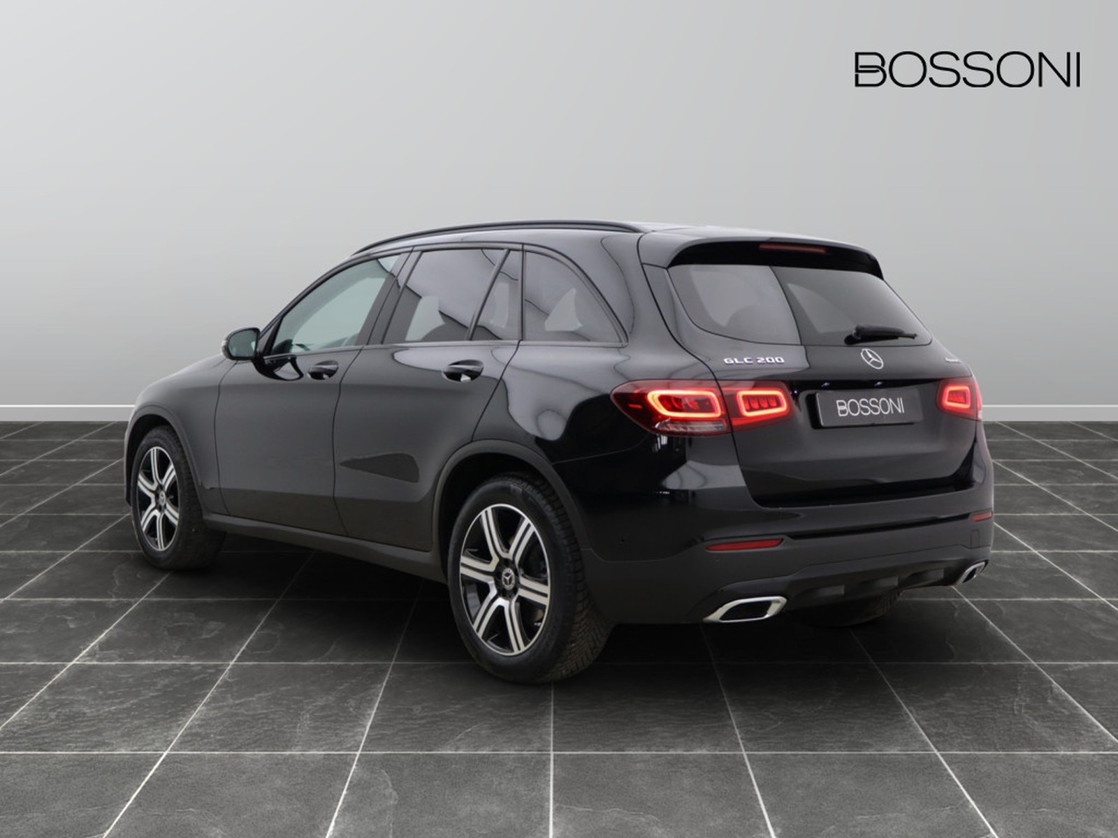 5 - Mercedes GLC suv 200 mild hybrid (eq-boost) sport 4matic 9g-tronic plus