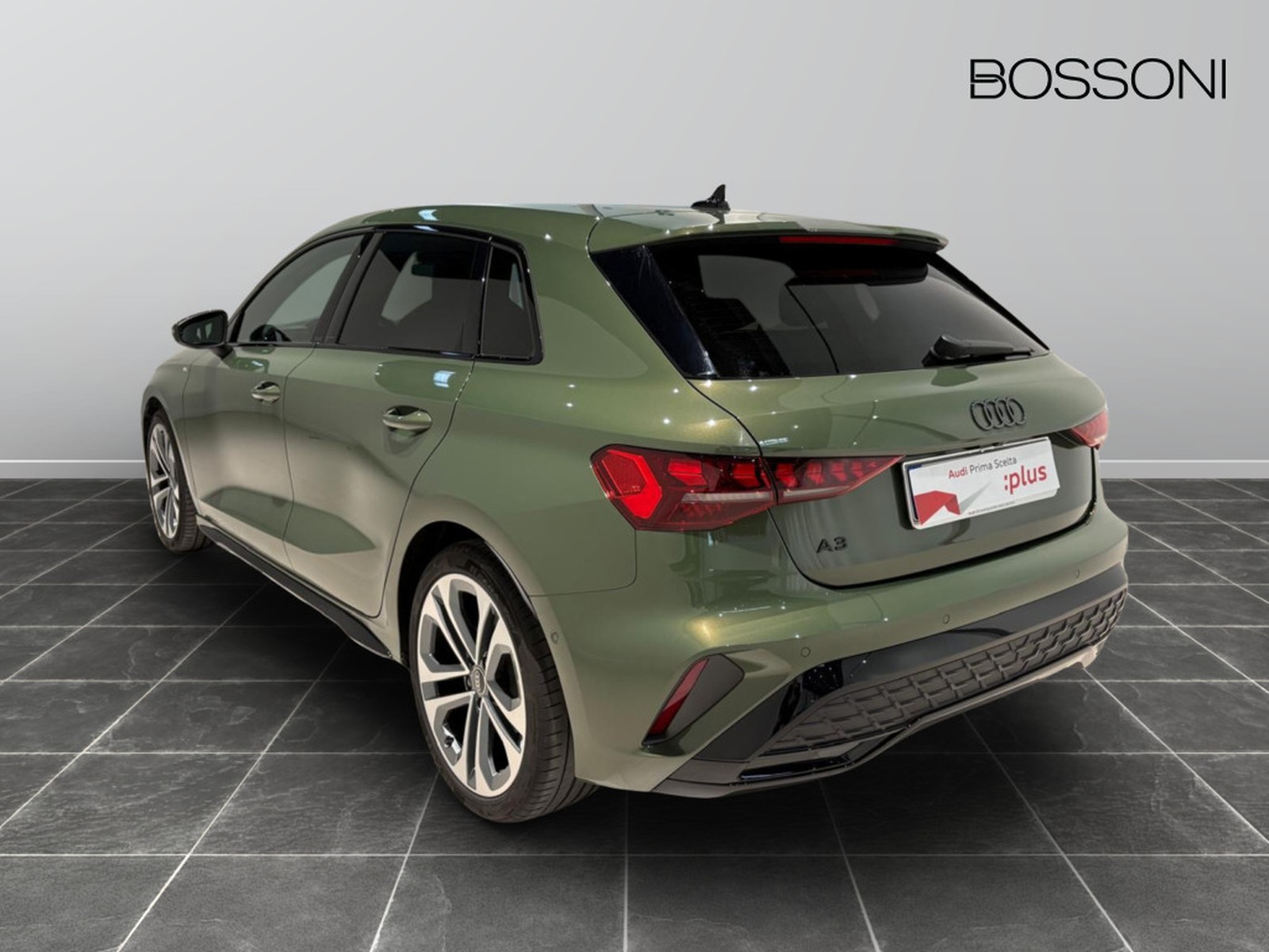 4 - Audi A3 sportback 2.0 tdi 150cv s line edition s tronic