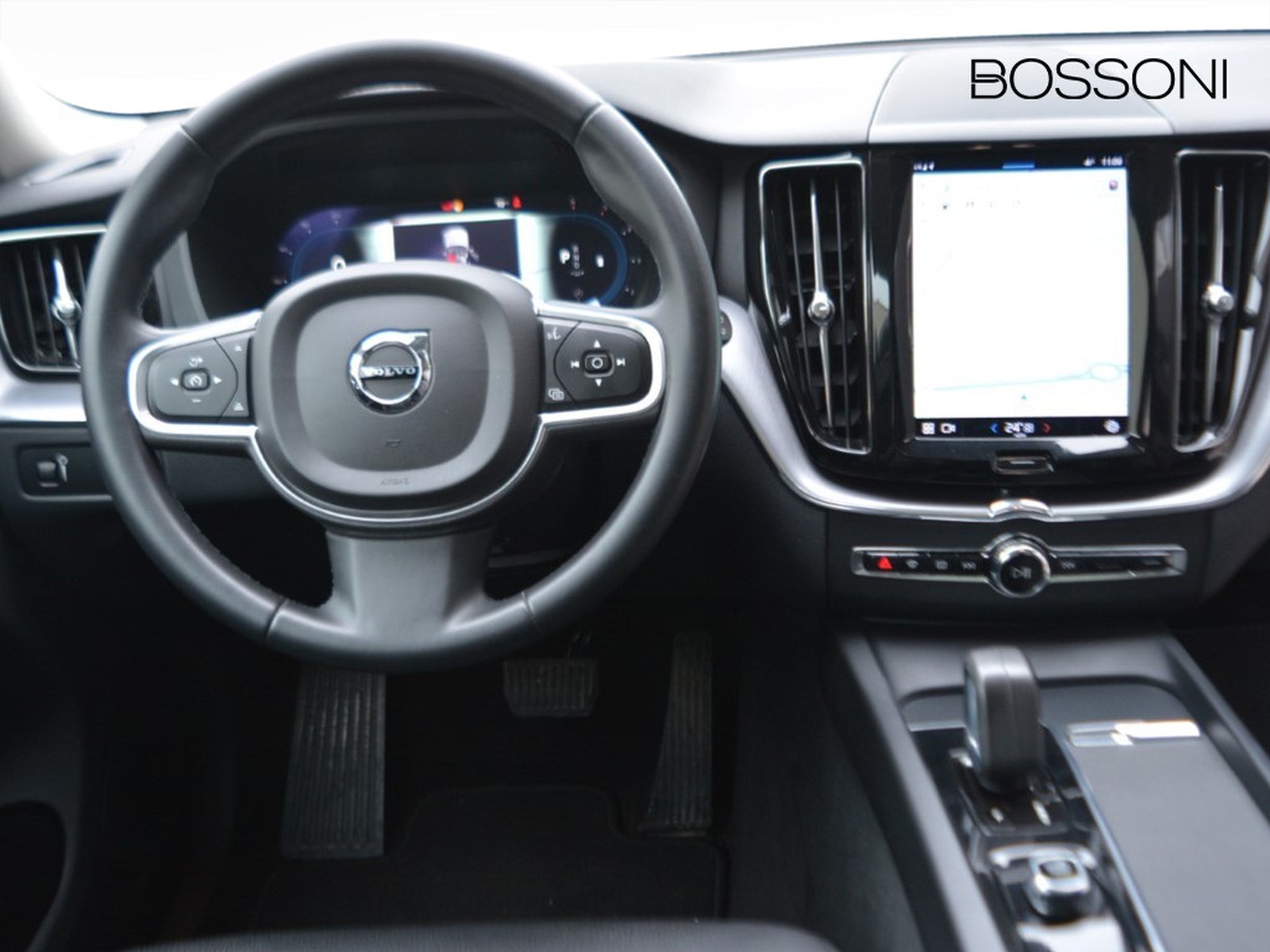 9 - Volvo XC60 2.0 b4 momentum pro automatico