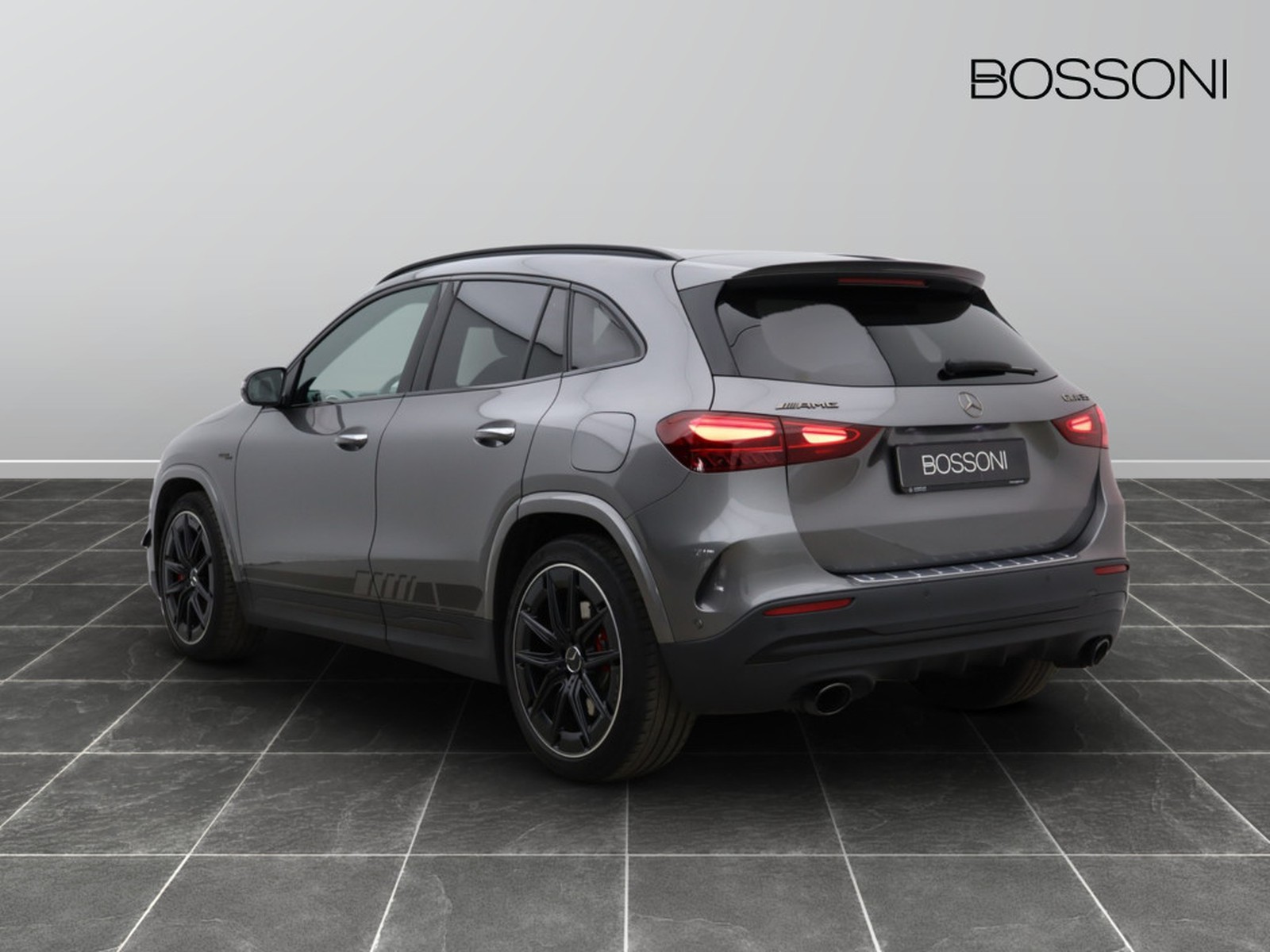 5 - AMG GLA amg 35 amg line advanced 4matic 8g-dct