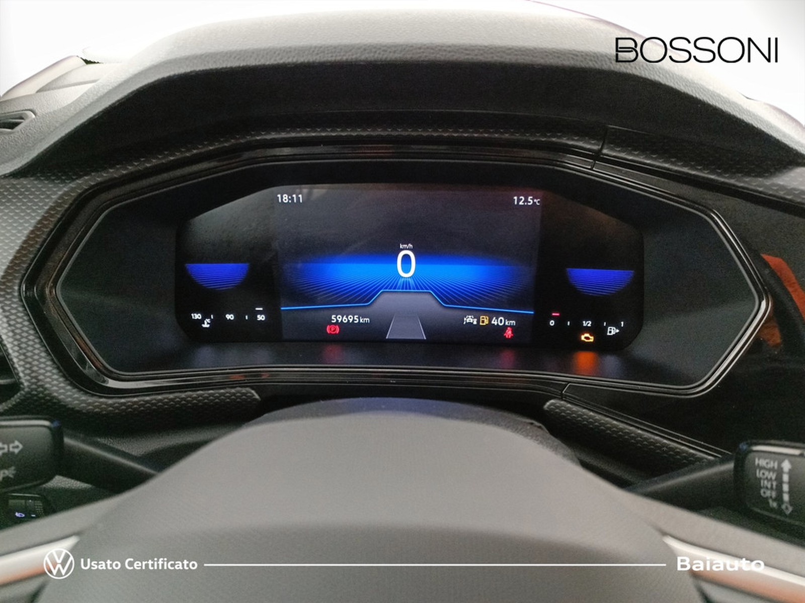 9 - Volkswagen T-Cross 1.0 tsi 95cv style