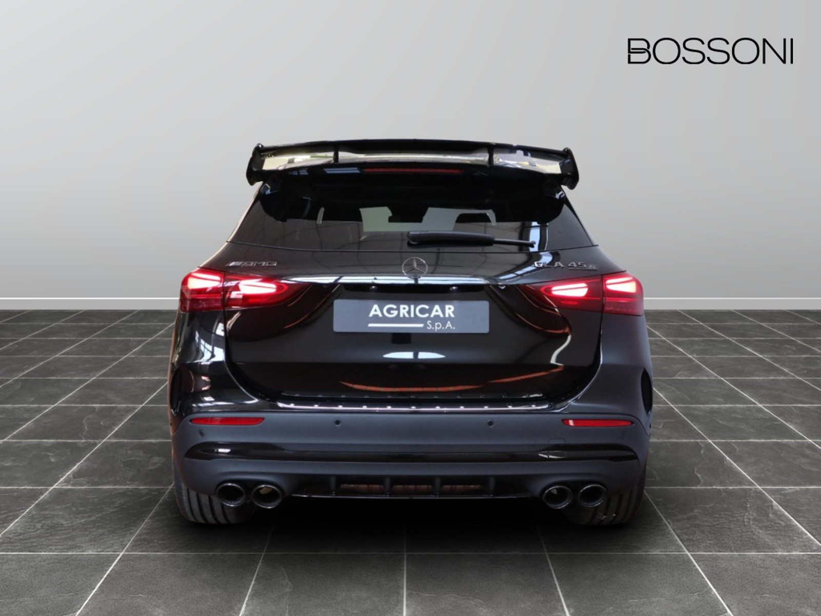 6 - AMG GLA amg 45 s 4matic+ speedshift dct amg 8g