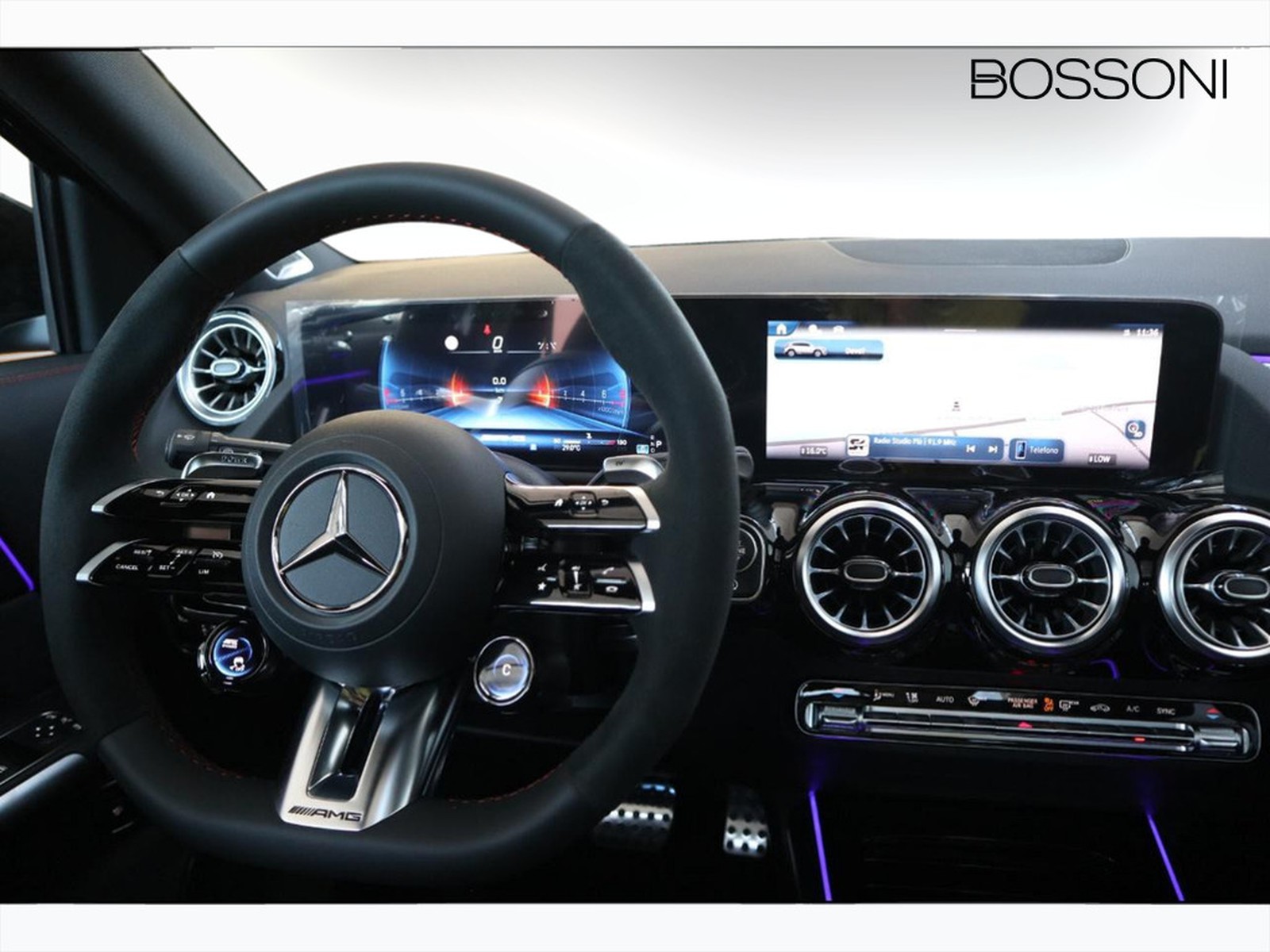 12 - AMG GLA amg 45 s 4matic+ speedshift dct amg 8g