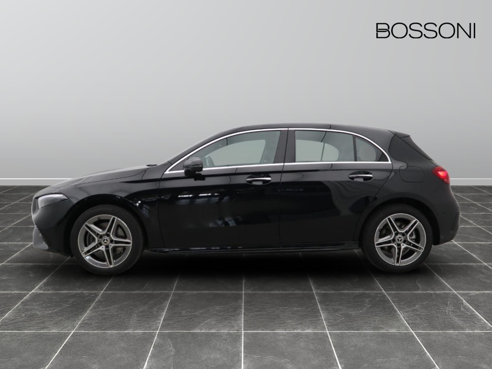 3 - Mercedes Classe A 250 e plug-in-hybrid amg line advanced plus speedshift dct amg 8g