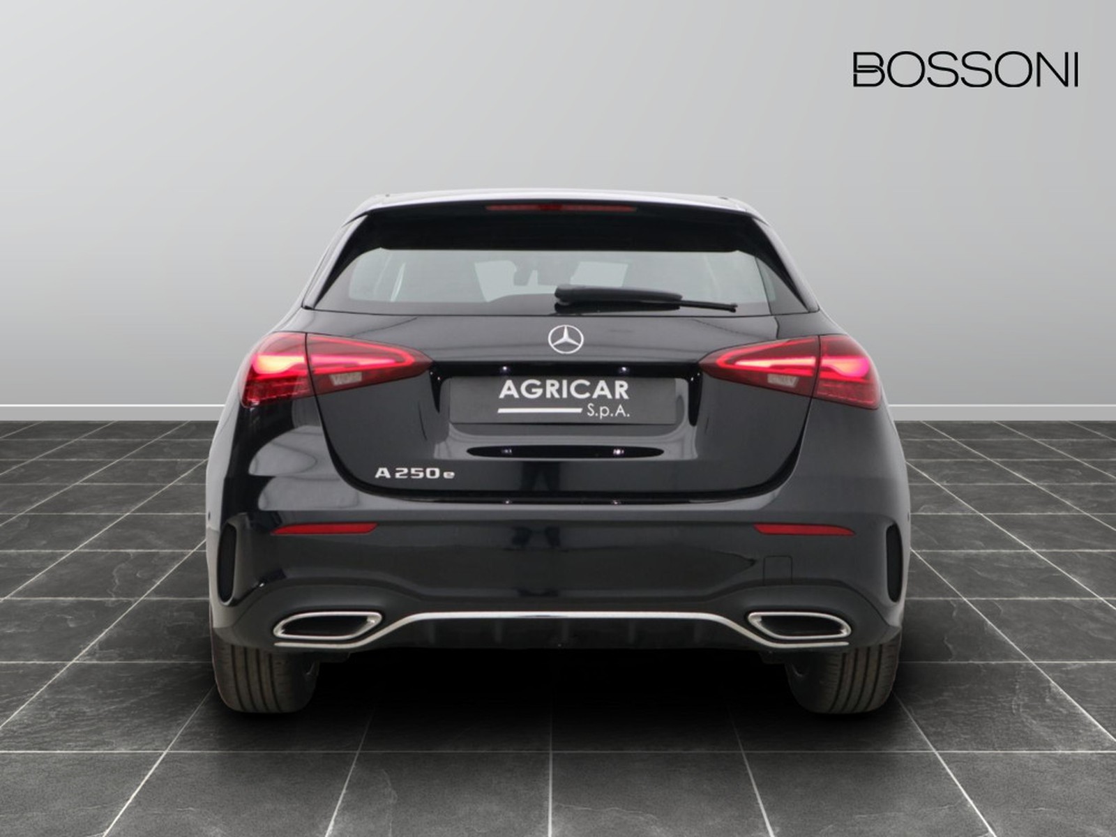 6 - Mercedes Classe A 250 e plug-in-hybrid amg line advanced plus speedshift dct amg 8g