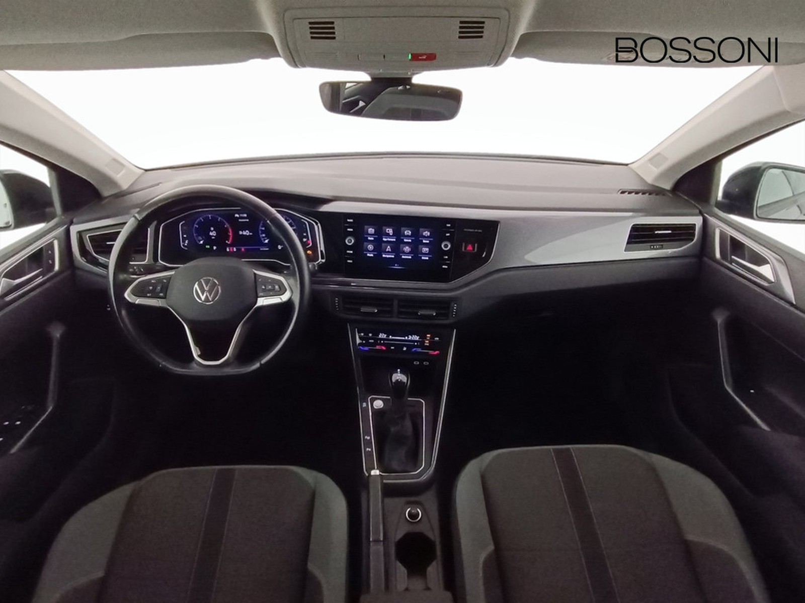 16 - Volkswagen Polo 1.0 tsi 110cv style dsg