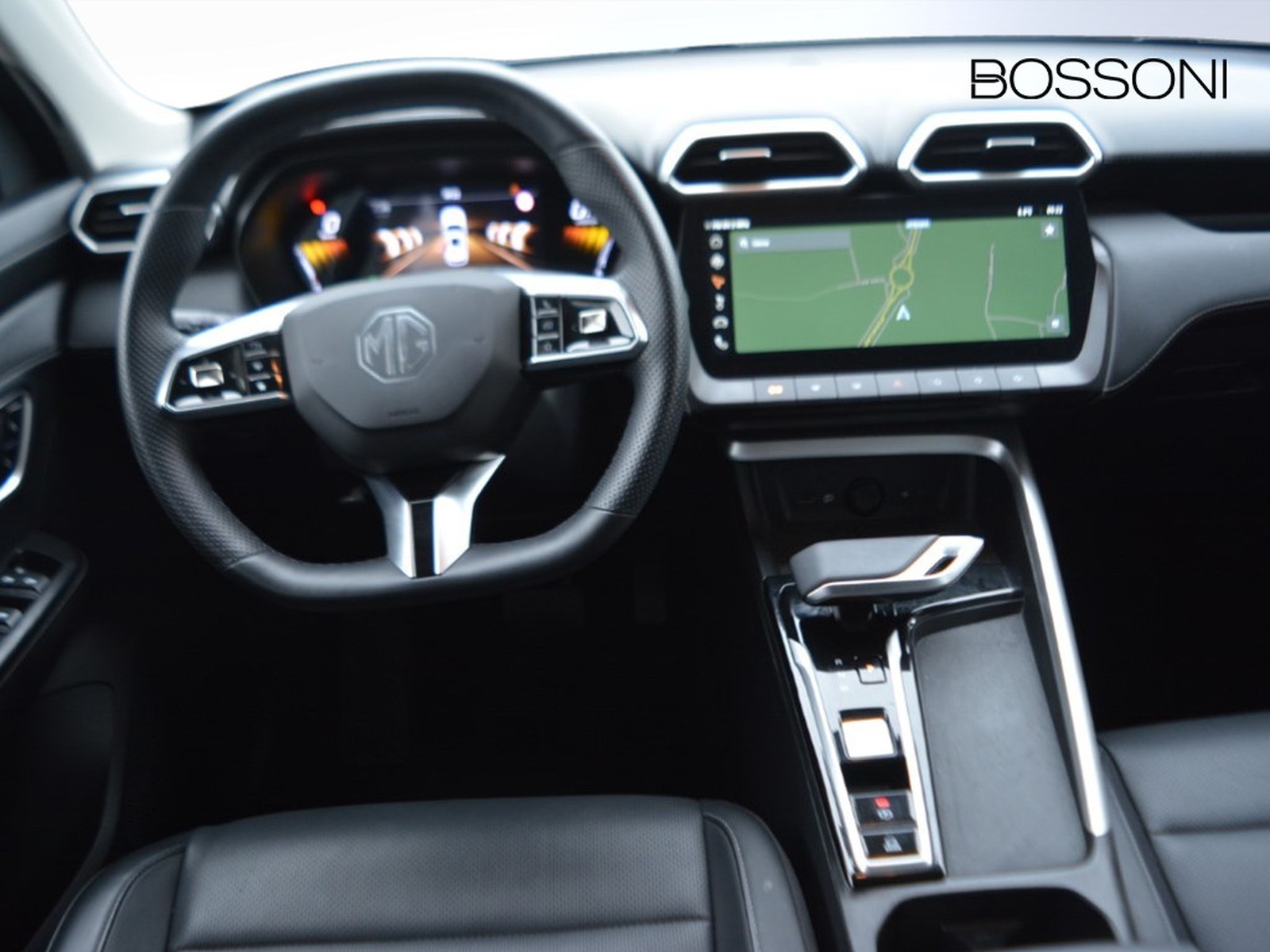 9 - Mg ZS 1.5 hybrid+ luxury auto