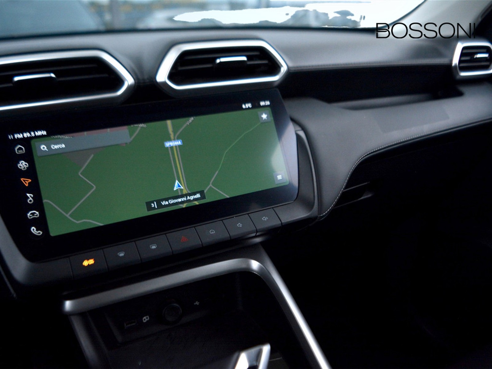 17 - Mg ZS 1.5 hybrid+ luxury auto