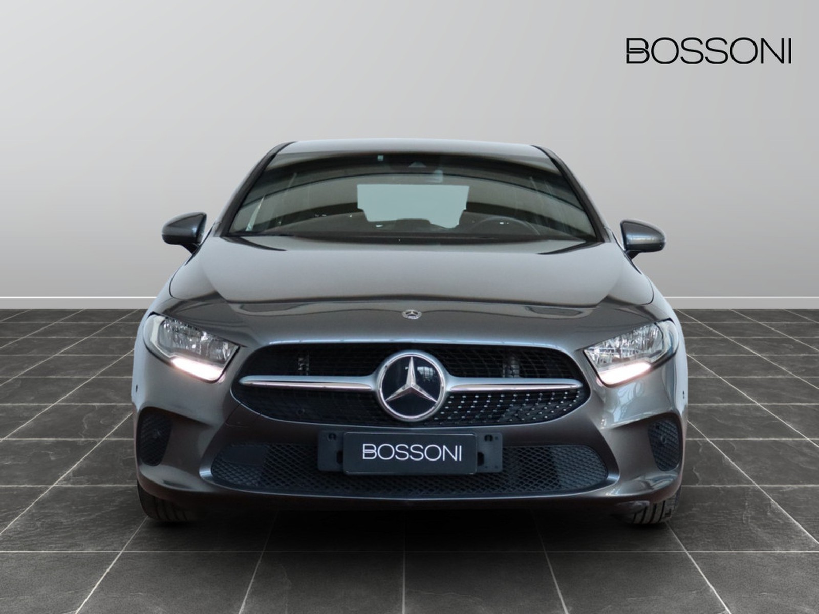 2 - Mercedes Classe A 200 executive 7g-dct