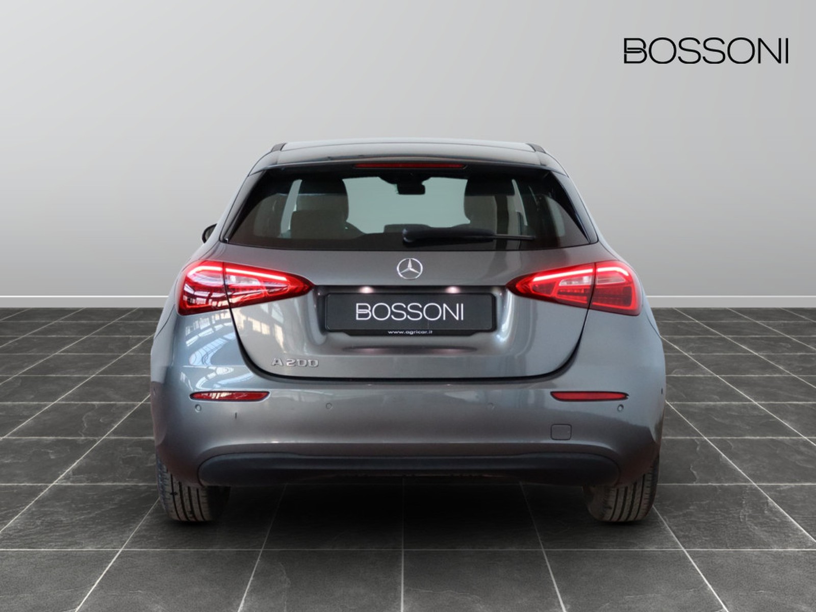 6 - Mercedes Classe A 200 executive 7g-dct