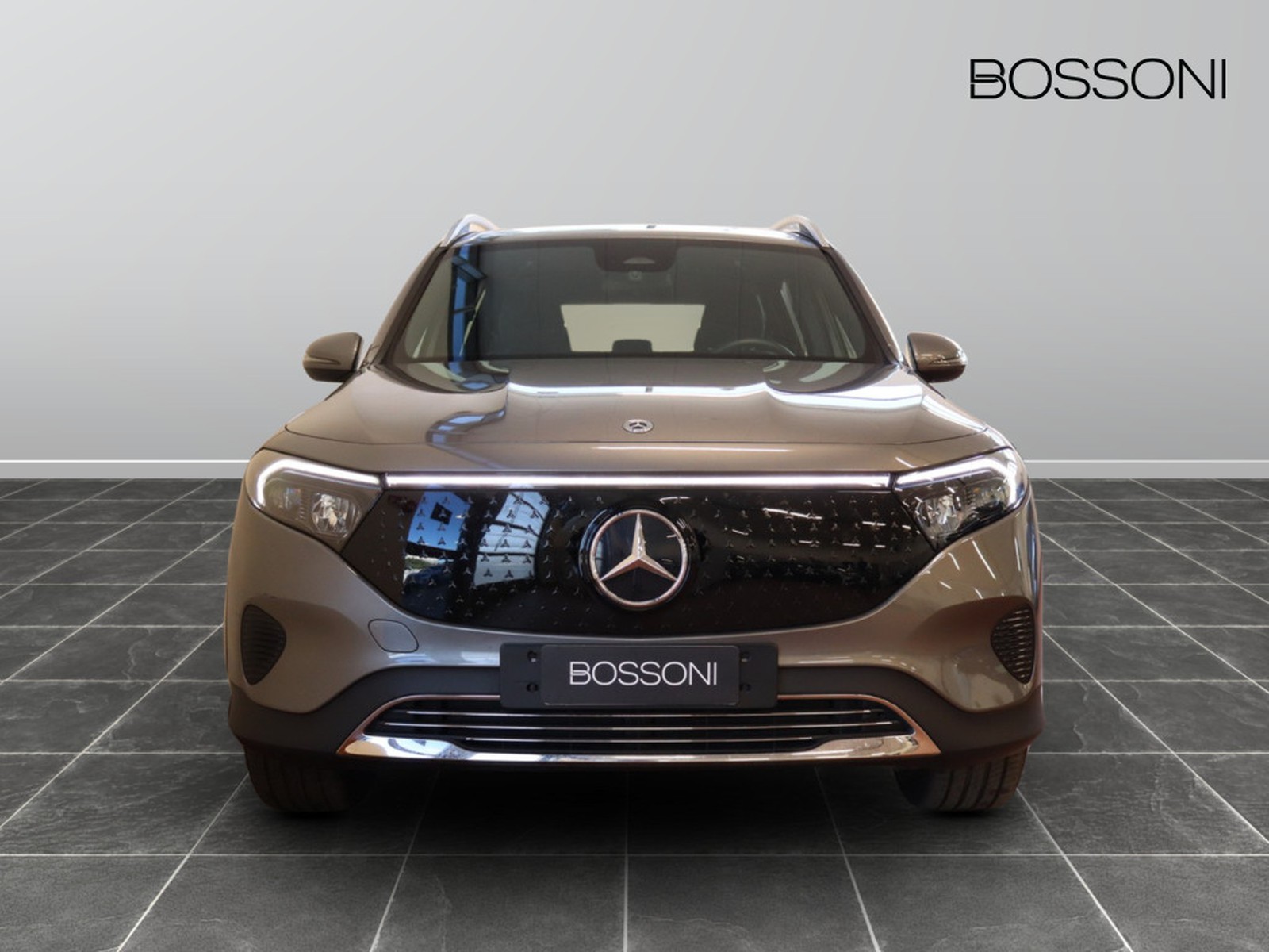 2 - Mercedes EQB 250+ progressive