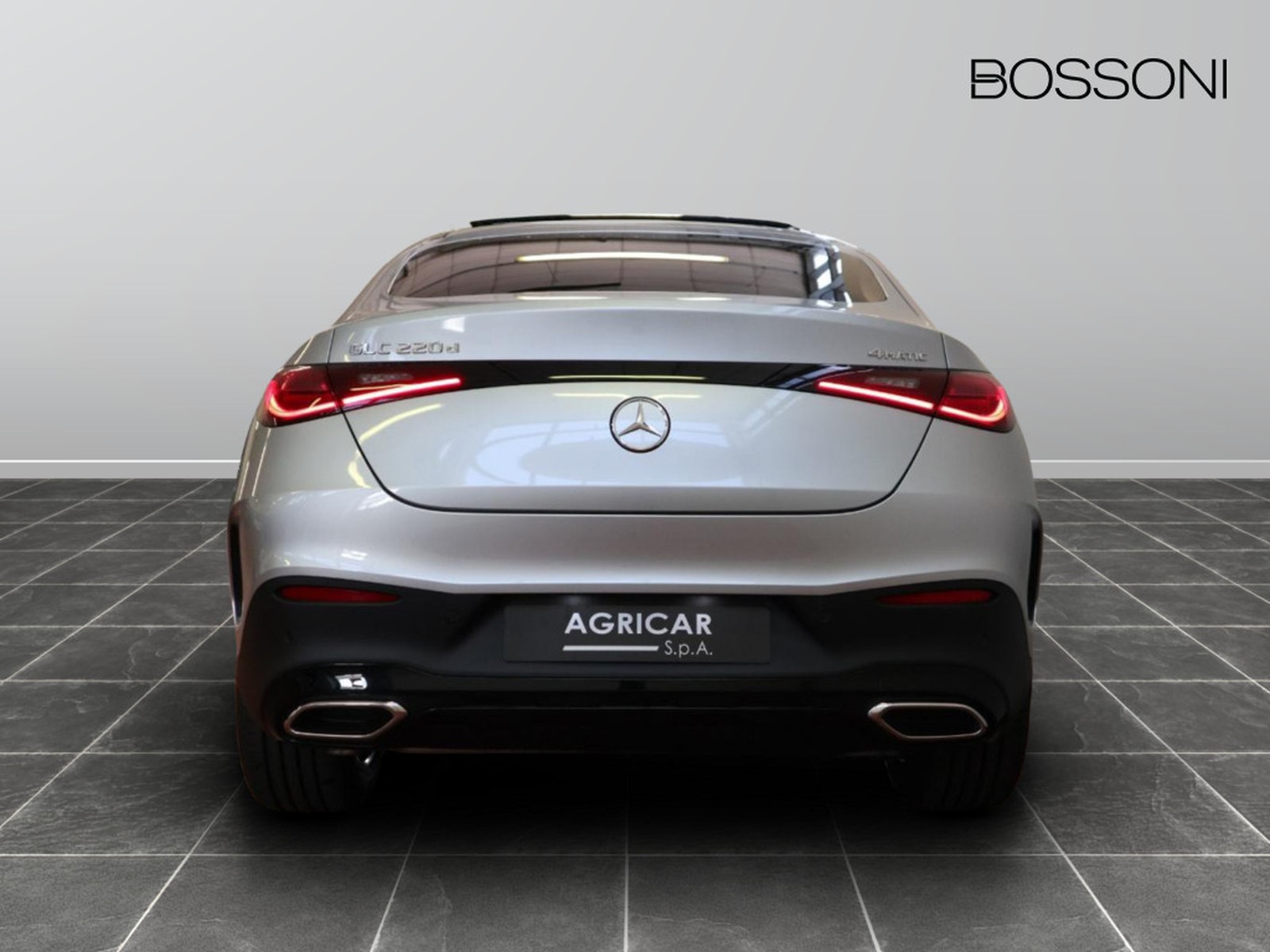 5 - Mercedes GLC coupe 220 d amg line advanced 4matic 9g-tronic