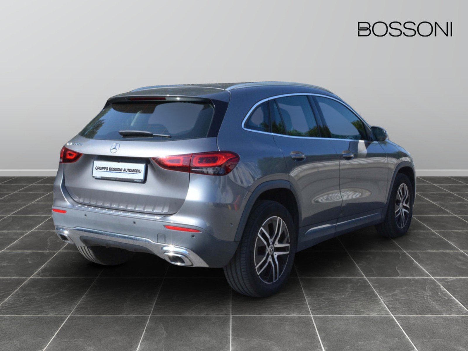 3 - Mercedes GLA 200 d sport plus 8g-dct