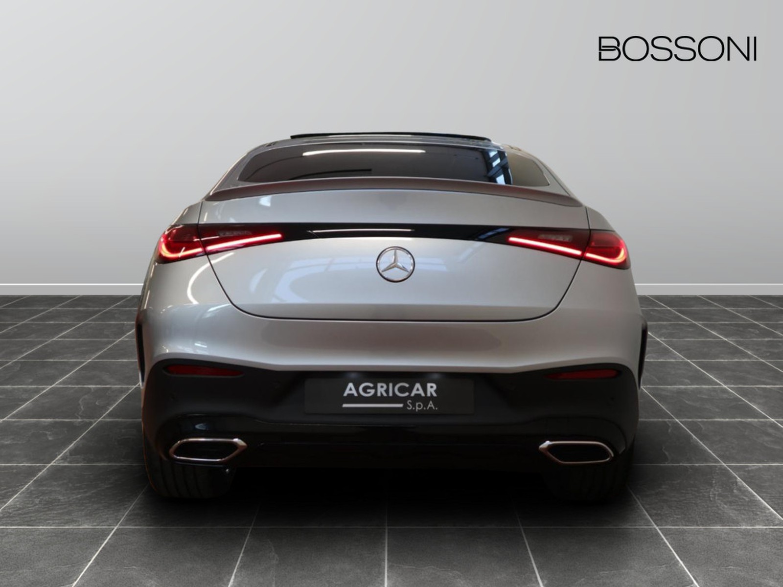 6 - Mercedes GLC coupe 220 d amg line premium 4matic 9g-tronic