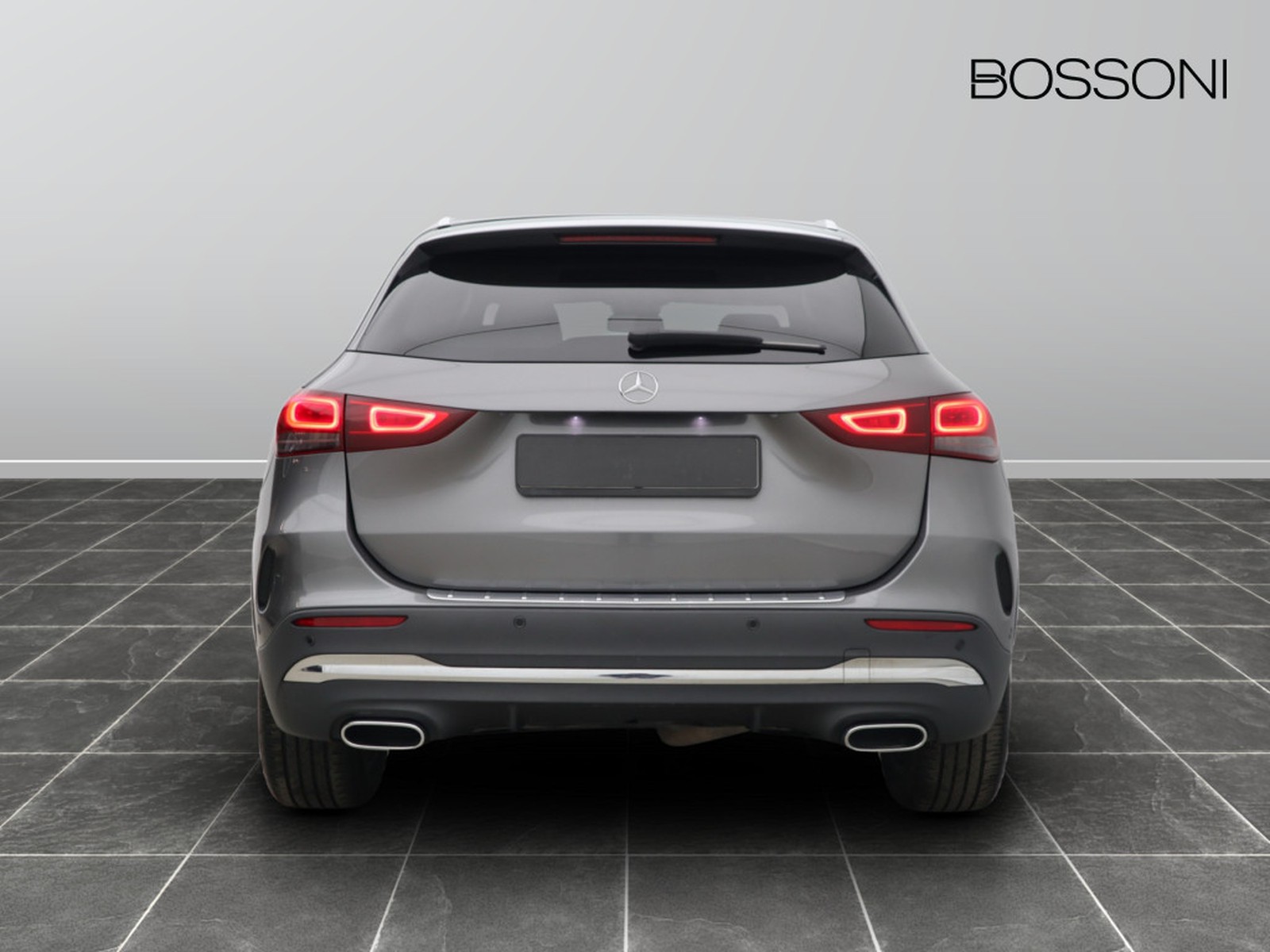 6 - Mercedes GLA 200 d premium 8g-dct