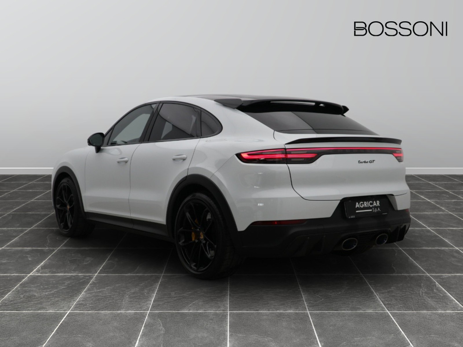 5 - Porsche Carrera coupe 4.0 v8 turbo turbo gt tiptronic