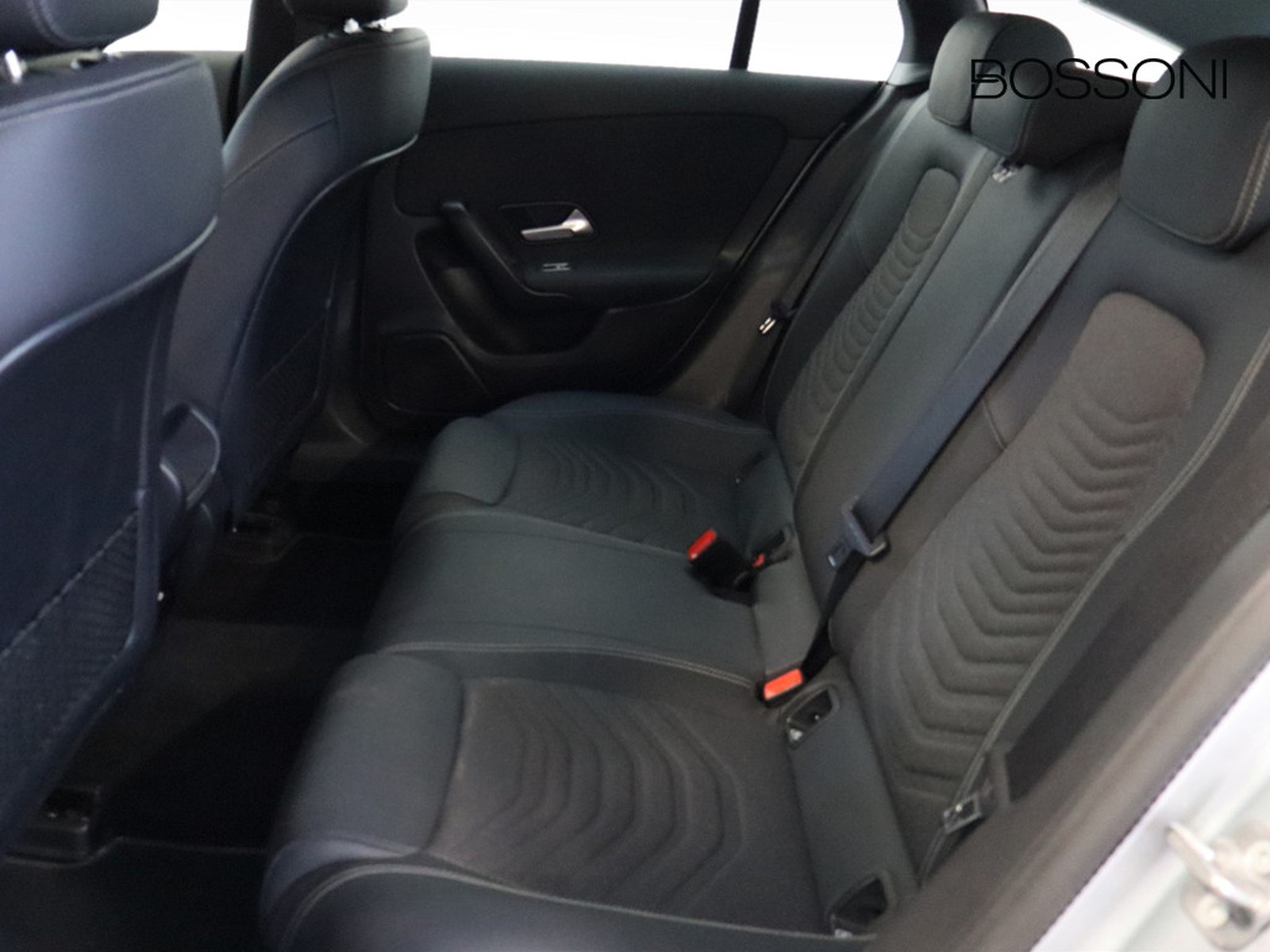 8 - Mercedes CLA shooting brake 180 d advanced 8g-dct